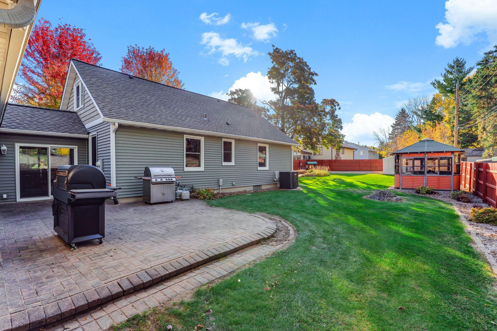 View of Residential at 7697 Stillwater Way, Oakdale MN 55128, Oakdale (37 of 54) - Mike Wilen | Minnesota Team Real Estate