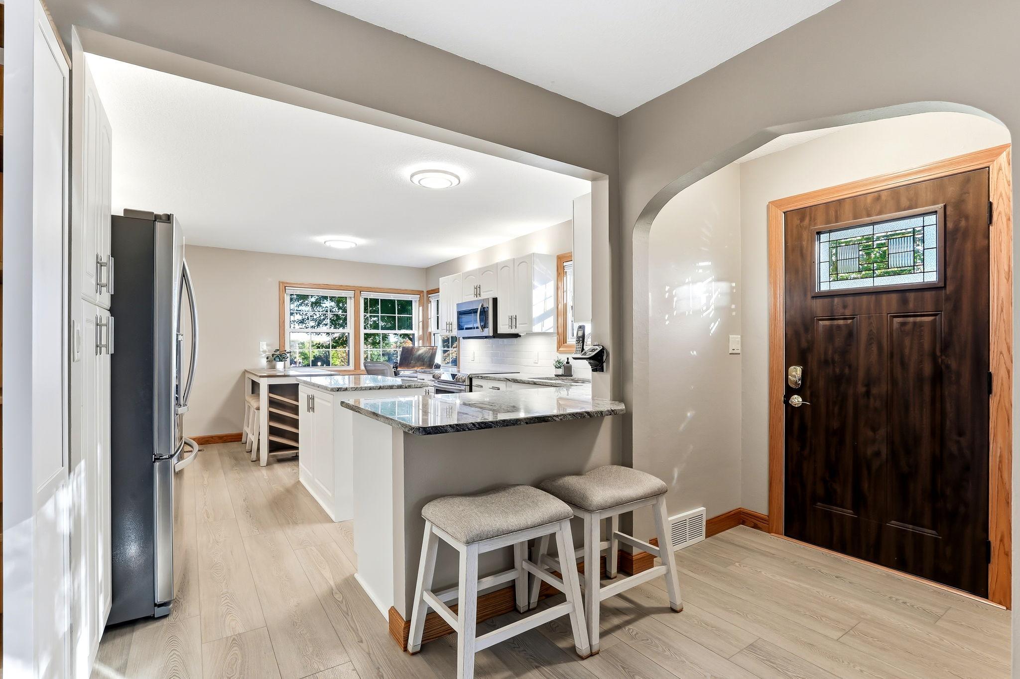 View of Residential at 7697 Stillwater Way, Oakdale MN 55128, Oakdale (9 of 54) - Mike Wilen | Minnesota Team Real Estate