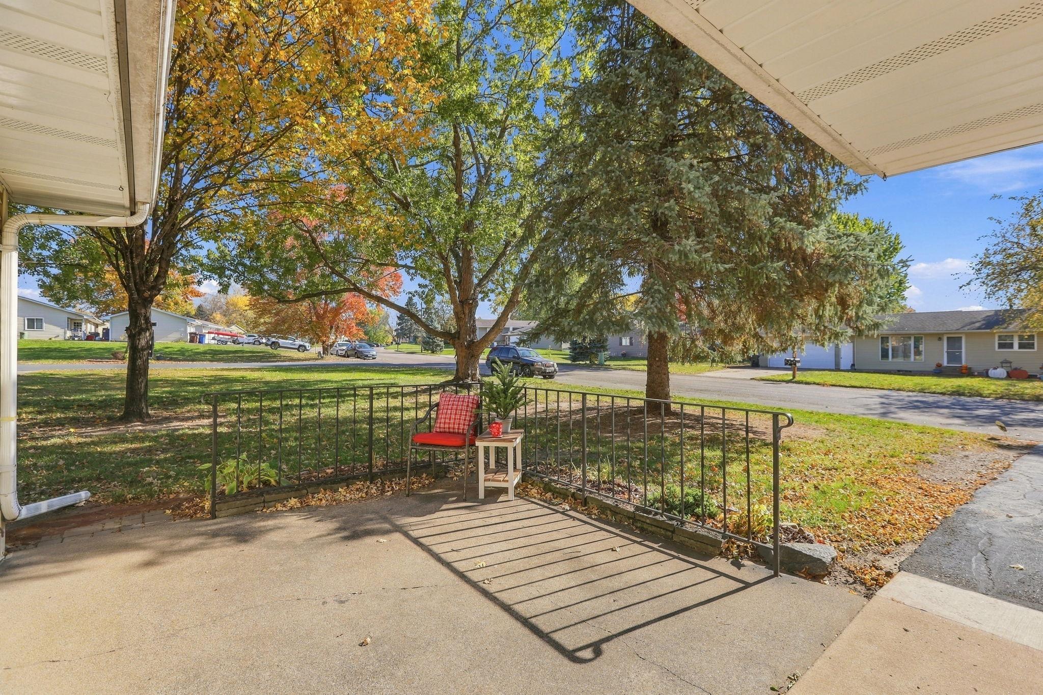 View of Residential at 706 Ridge Drive, Saint Michael MN 55376, Saint Michael (9 of 28) - Mike Wilen | Minnesota Team Real Estate