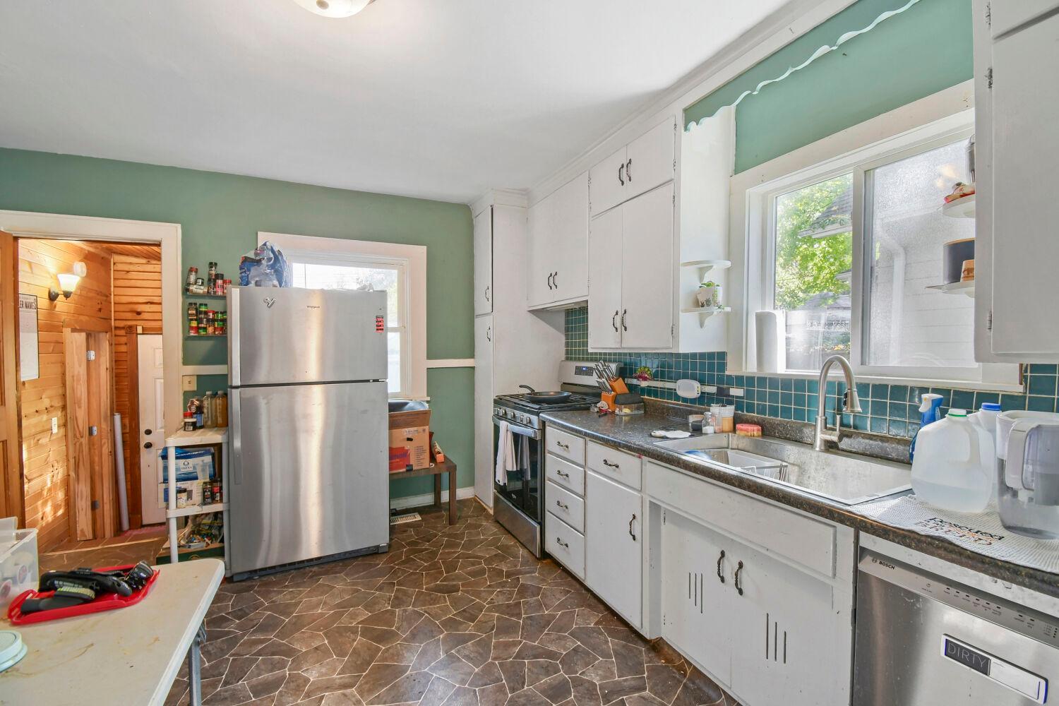 View of Residential at 3350 Vincent Avenue, Minneapolis MN 55412, Minneapolis (7 of 21) - Mike Wilen | Minnesota Team Real Estate