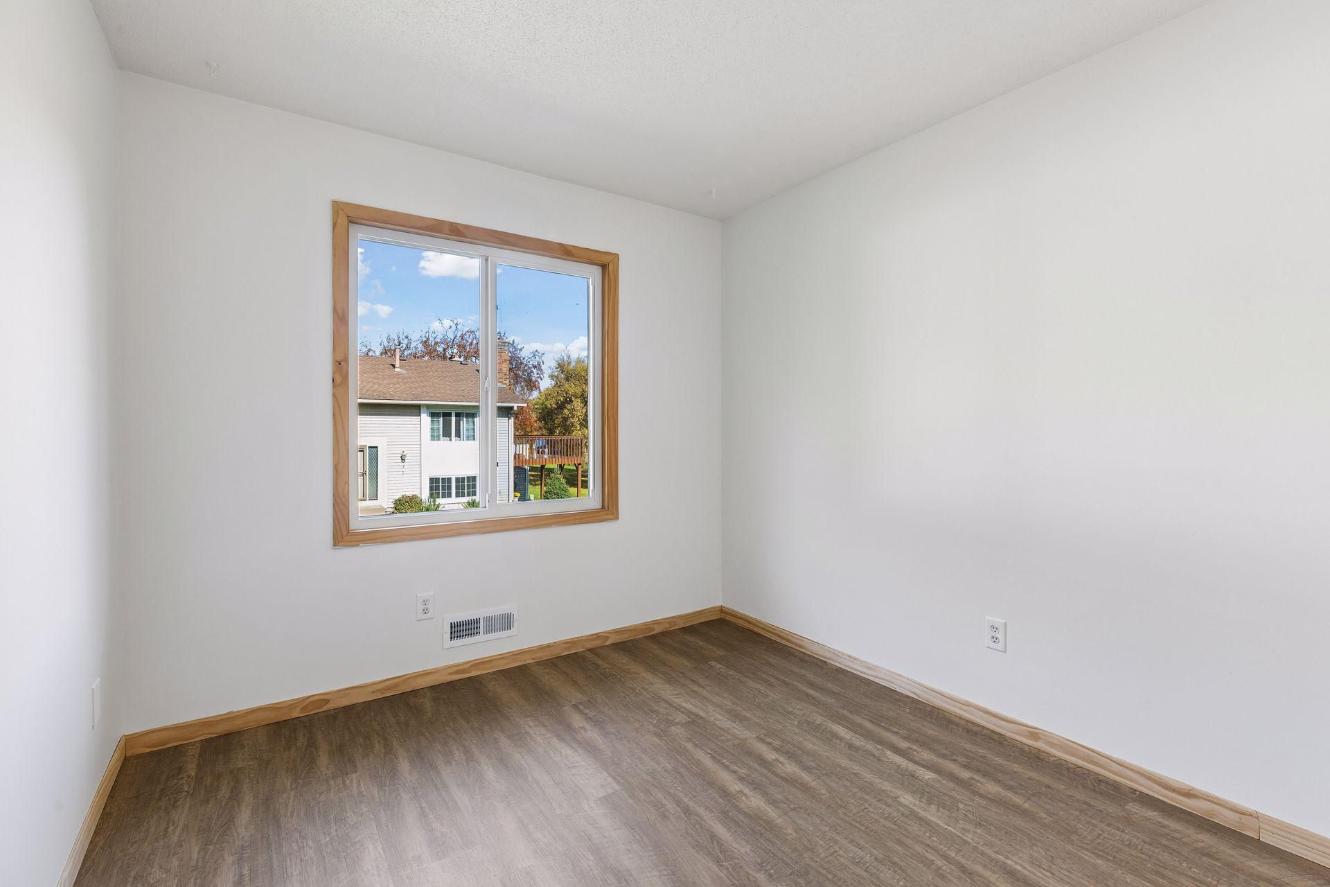 View of Residential at 10348 Yorktown Lane, Maple Grove MN 55369, Maple Grove (29 of 43) - Mike Wilen | Minnesota Team Real Estate