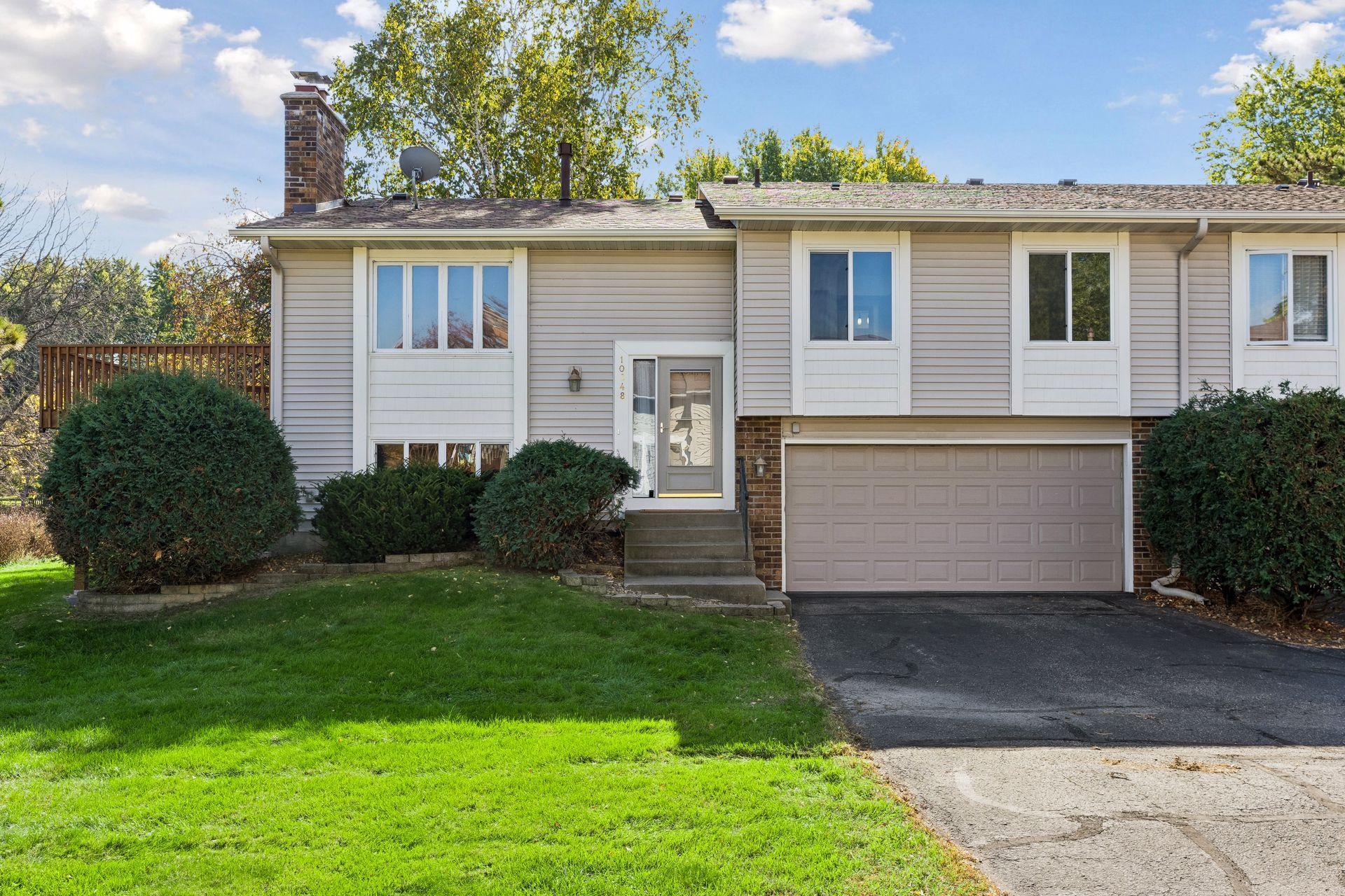 View of Residential at 10348 Yorktown Lane, Maple Grove MN 55369, Maple Grove (2 of 43) - Mike Wilen | Minnesota Team Real Estate