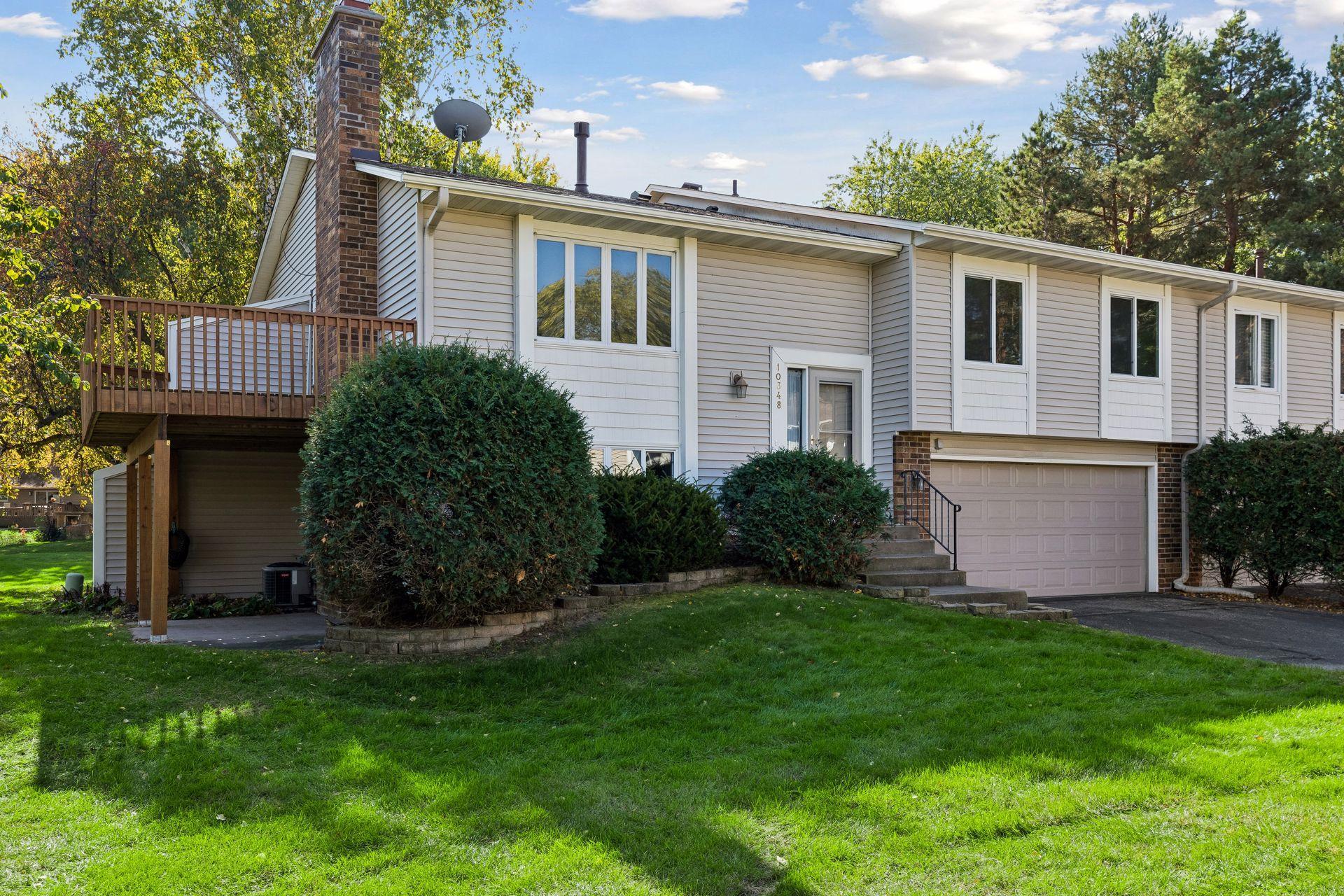 View of (TH) Side x Side at 10348 Yorktown Lane, Maple Grove - Mike Wilen | Minnesota Team Real Estate