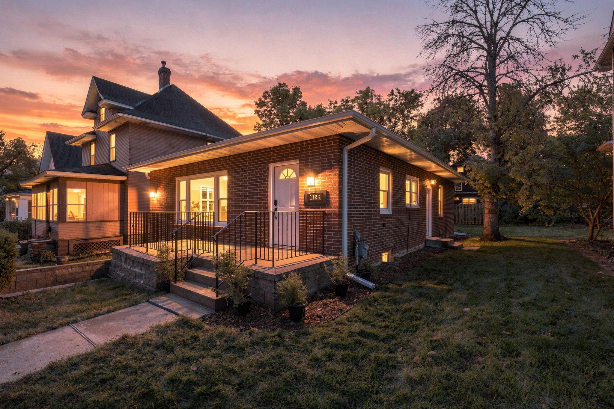 View of Single Family at 1128 Selby Avenue, Saint Paul - Mike Wilen | Minnesota Team Real Estate