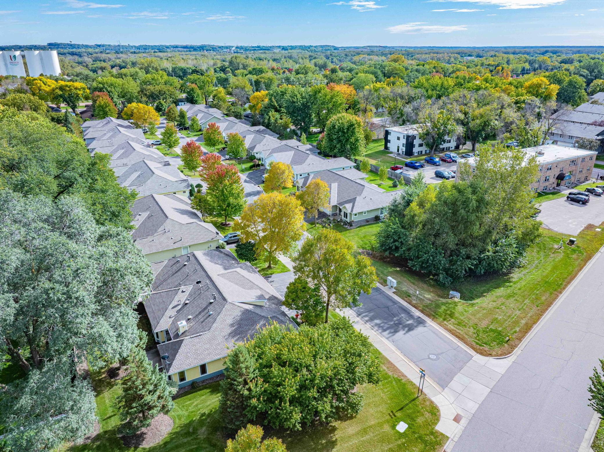 View of Residential at 1481 Ravoux Lane, Chaska MN 55318, Chaska (49 of 59) - Mike Wilen | Minnesota Team Real Estate