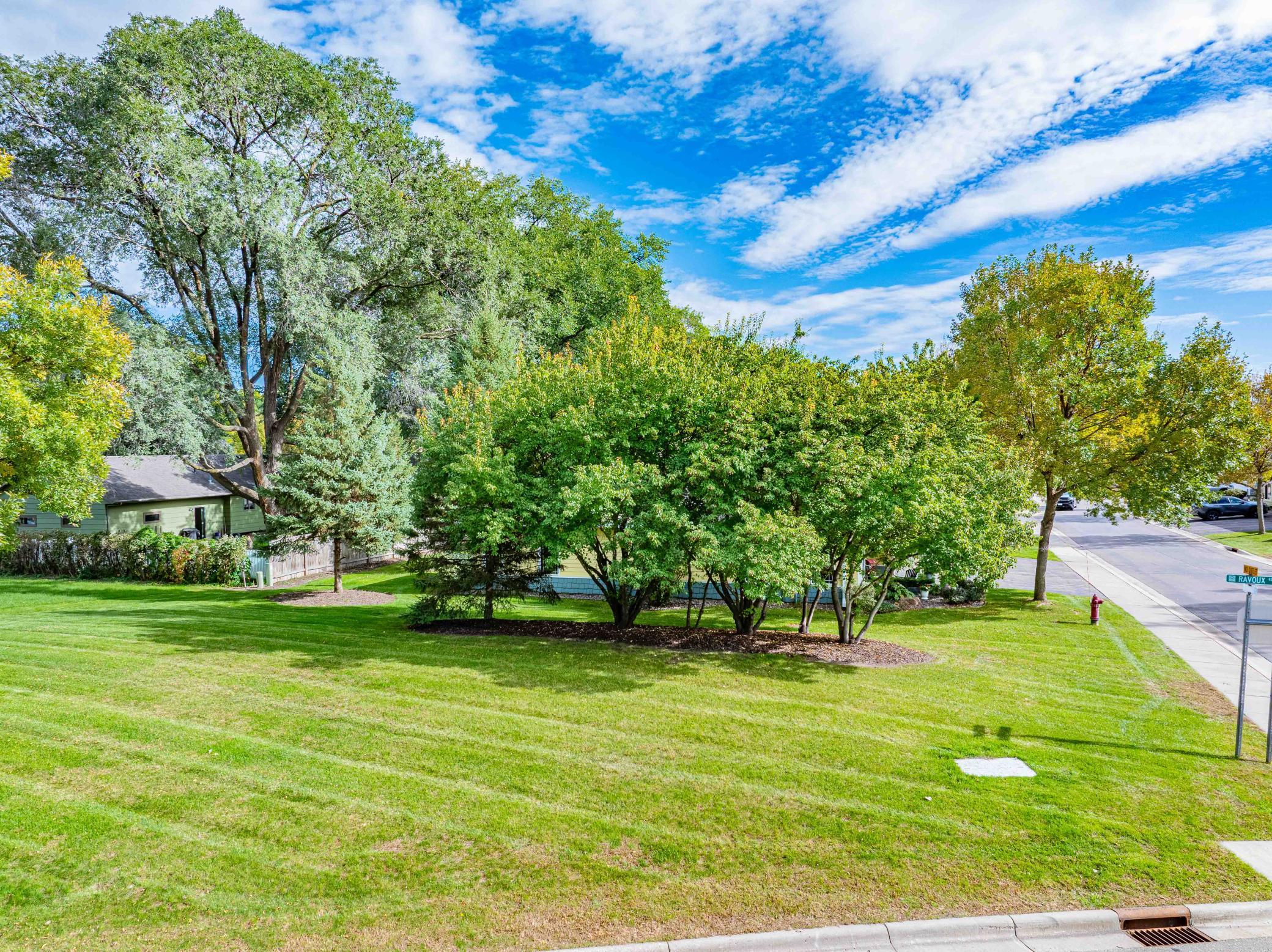 View of Residential at 1481 Ravoux Lane, Chaska MN 55318, Chaska (48 of 59) - Mike Wilen | Minnesota Team Real Estate