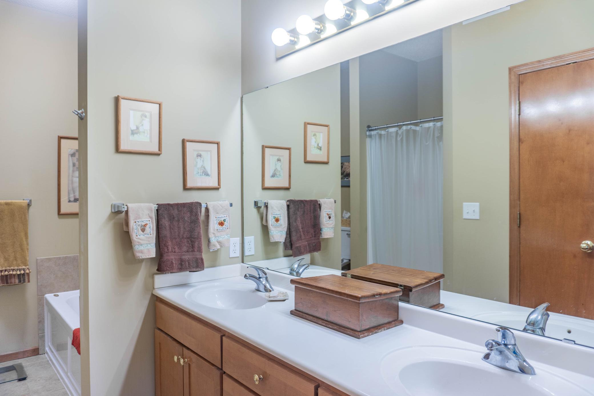View of Residential at 1481 Ravoux Lane, Chaska MN 55318, Chaska (34 of 59) - Mike Wilen | Minnesota Team Real Estate