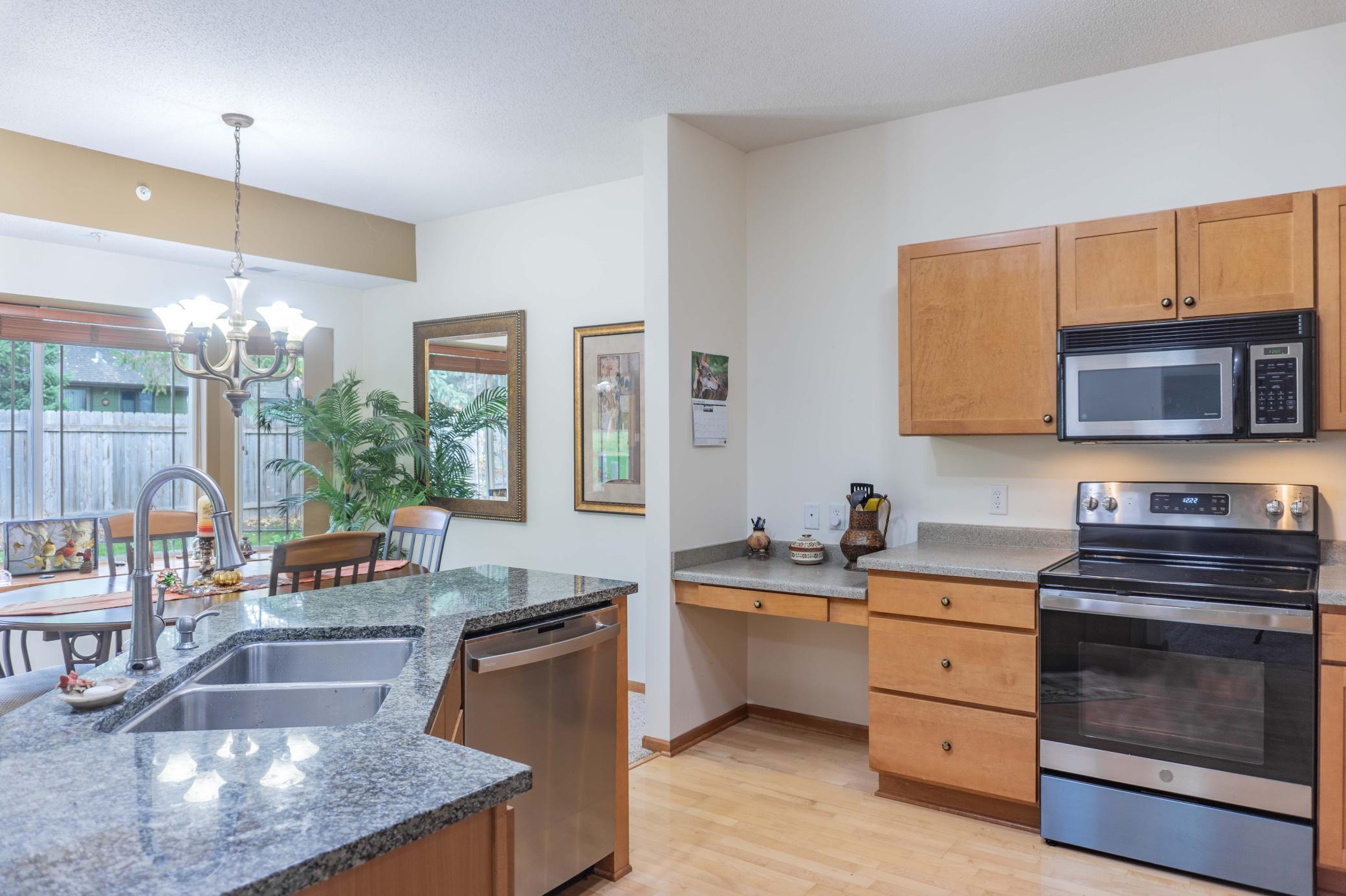 View of Residential at 1481 Ravoux Lane, Chaska MN 55318, Chaska (18 of 59) - Mike Wilen | Minnesota Team Real Estate