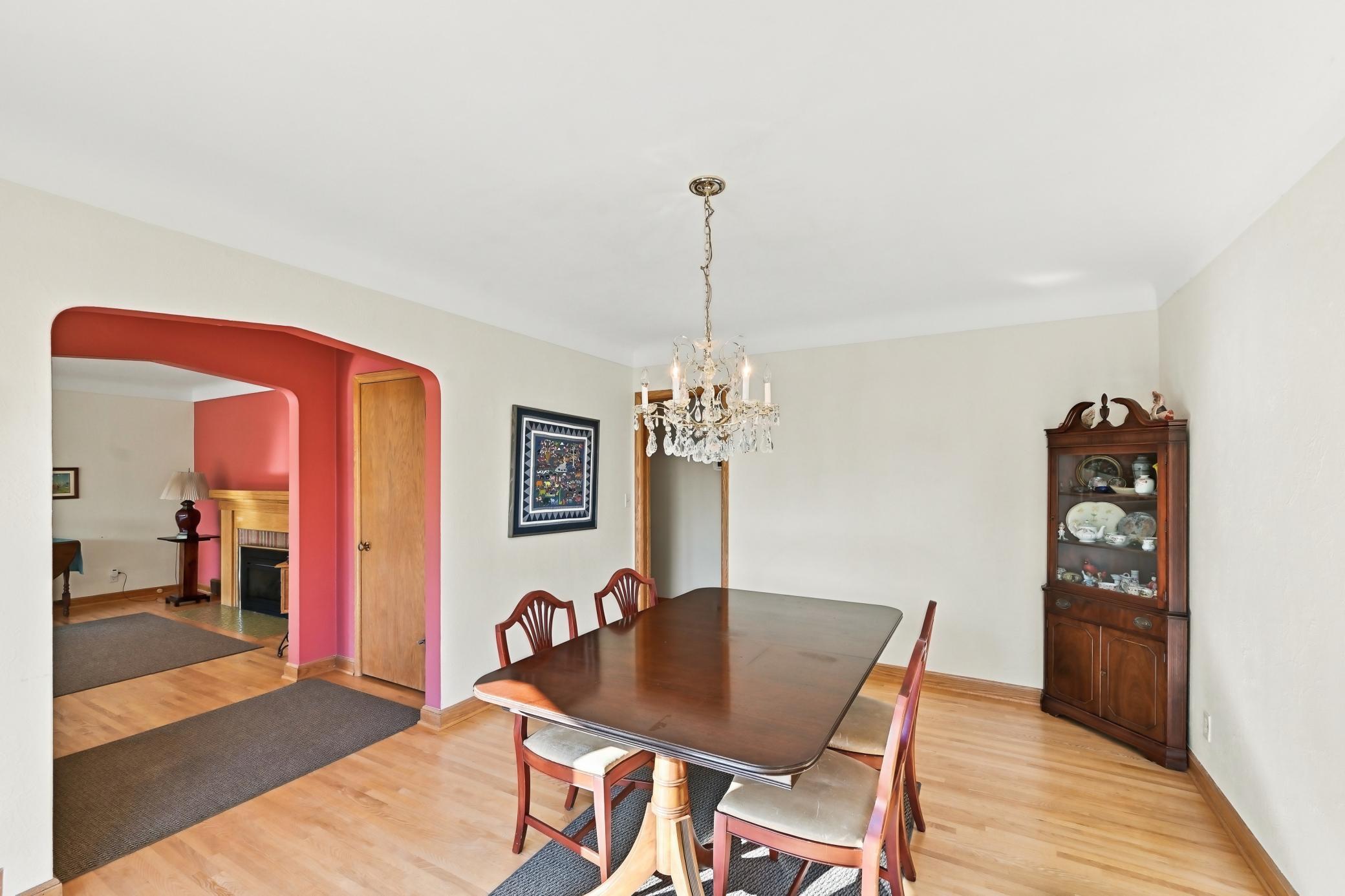 View of Residential at 823 Cottage Avenue, Saint Paul MN 55117, Saint Paul (22 of 67) - Mike Wilen | Minnesota Team Real Estate