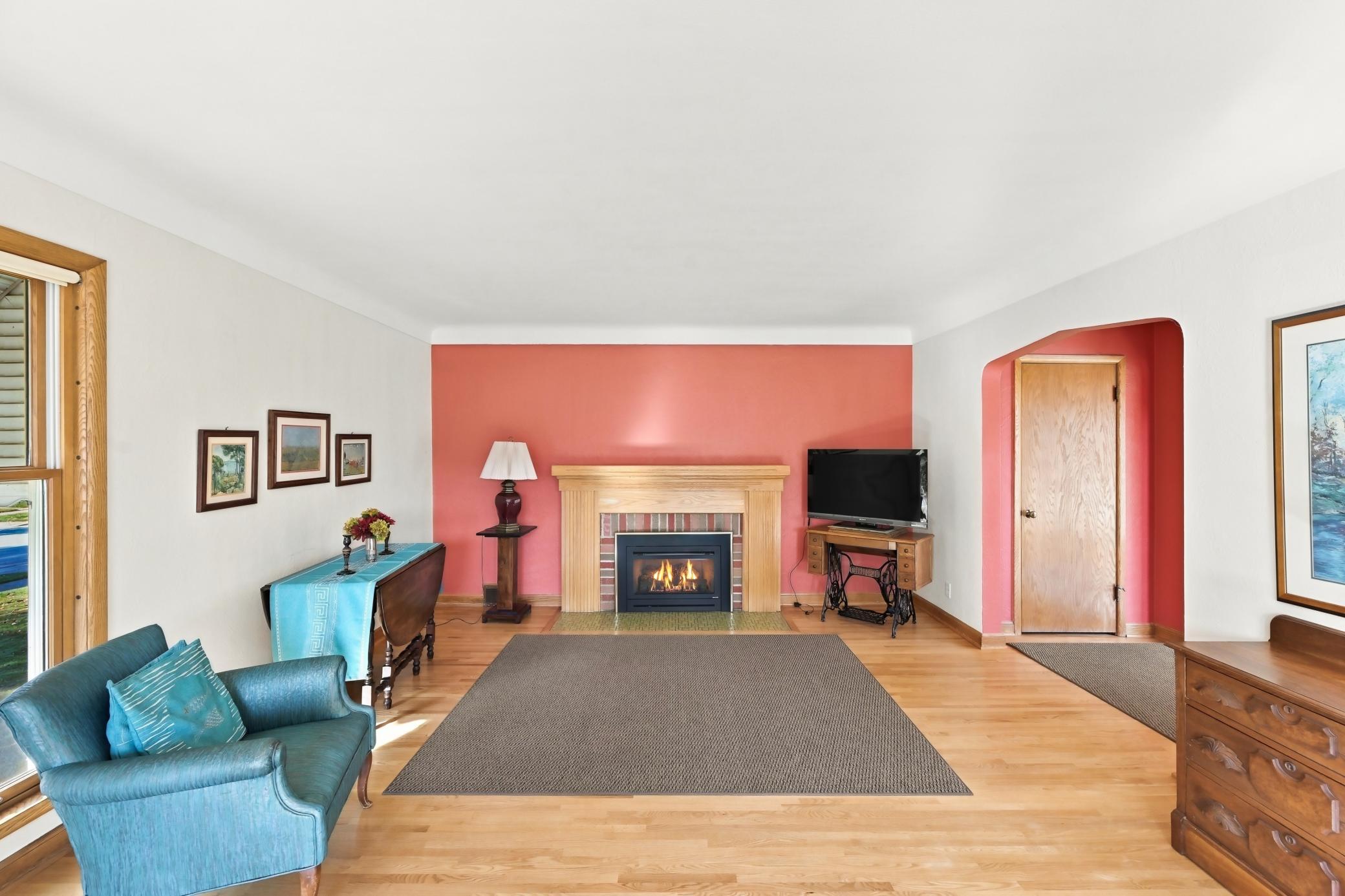 View of Residential at 823 Cottage Avenue, Saint Paul MN 55117, Saint Paul (17 of 67) - Mike Wilen | Minnesota Team Real Estate