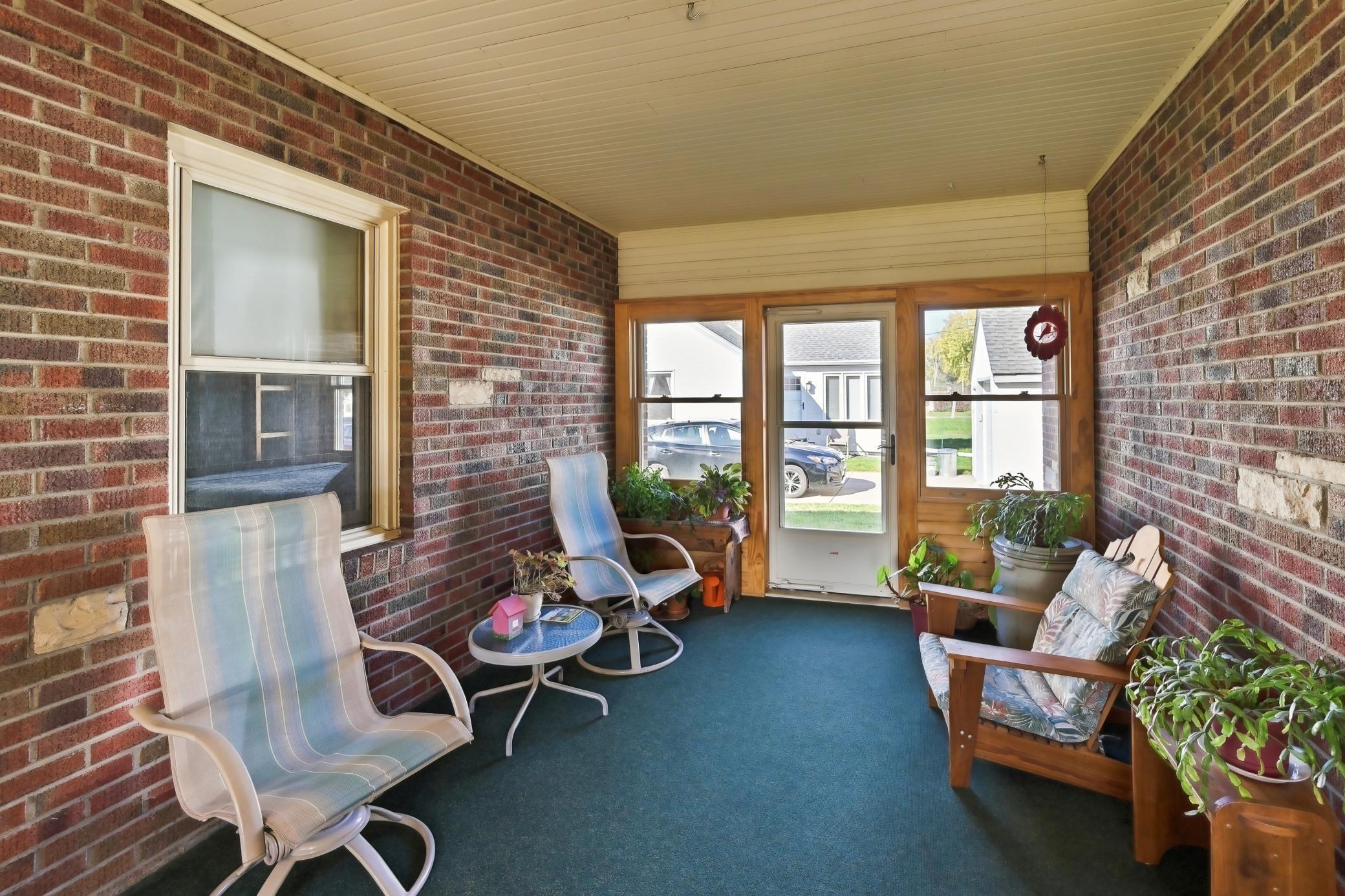View of Residential at 823 Cottage Avenue, Saint Paul MN 55117, Saint Paul (8 of 67) - Mike Wilen | Minnesota Team Real Estate