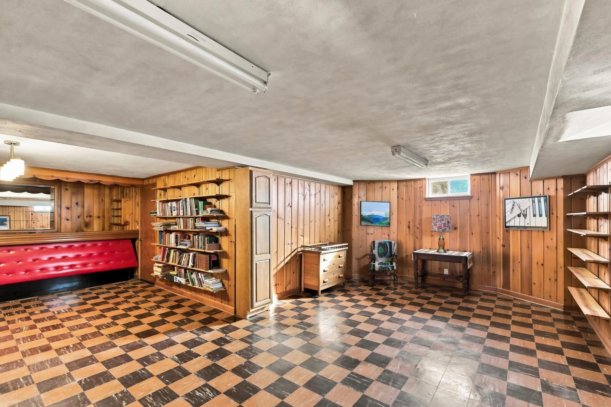 View of Residential at 823 Cottage Avenue, Saint Paul MN 55117, Saint Paul (47 of 67) - Mike Wilen | Minnesota Team Real Estate