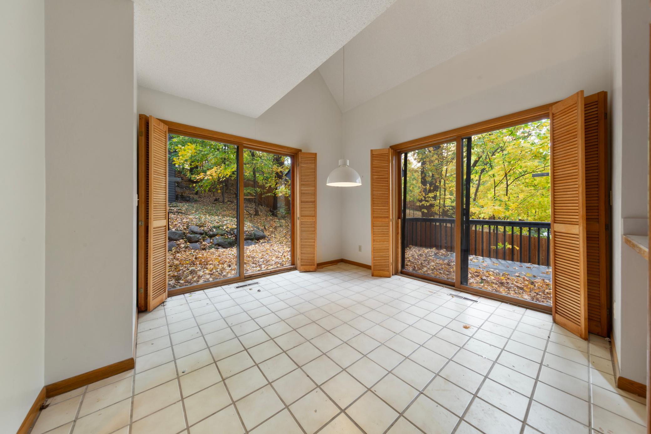 View of Residential at 16509 Lake Street Extension, Minnetonka MN 55345, Minnetonka (18 of 31) - Mike Wilen | Minnesota Team Real Estate