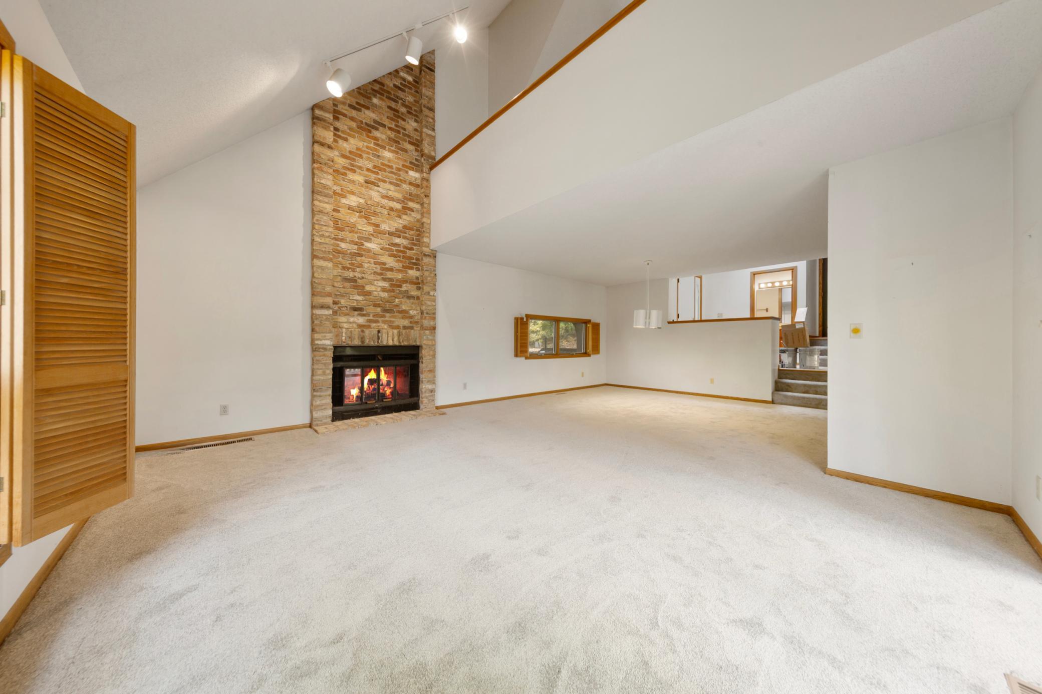 View of Residential at 16509 Lake Street Extension, Minnetonka MN 55345, Minnetonka (4 of 31) - Mike Wilen | Minnesota Team Real Estate