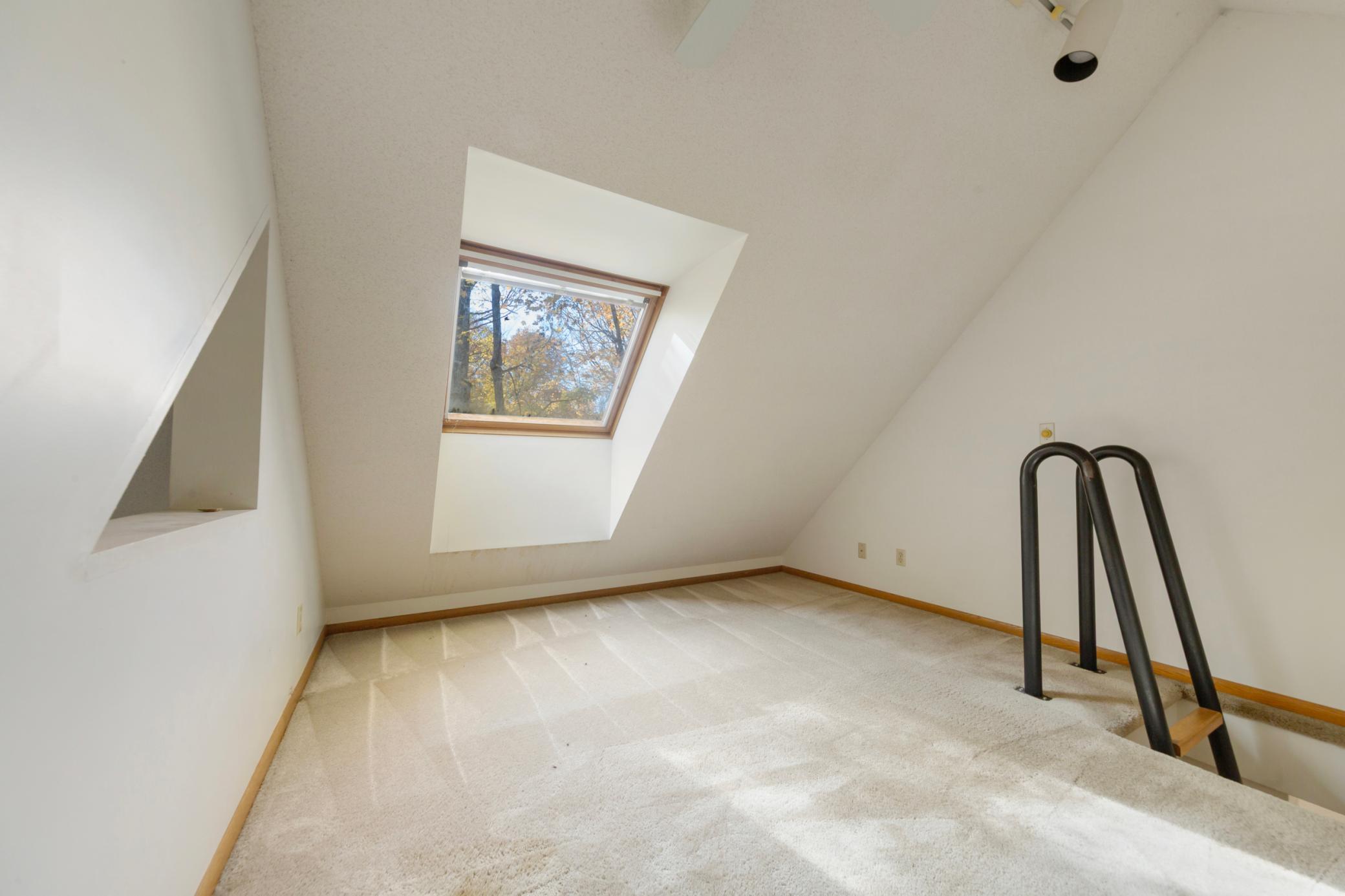 View of Residential at 16509 Lake Street Extension, Minnetonka MN 55345, Minnetonka (11 of 31) - Mike Wilen | Minnesota Team Real Estate