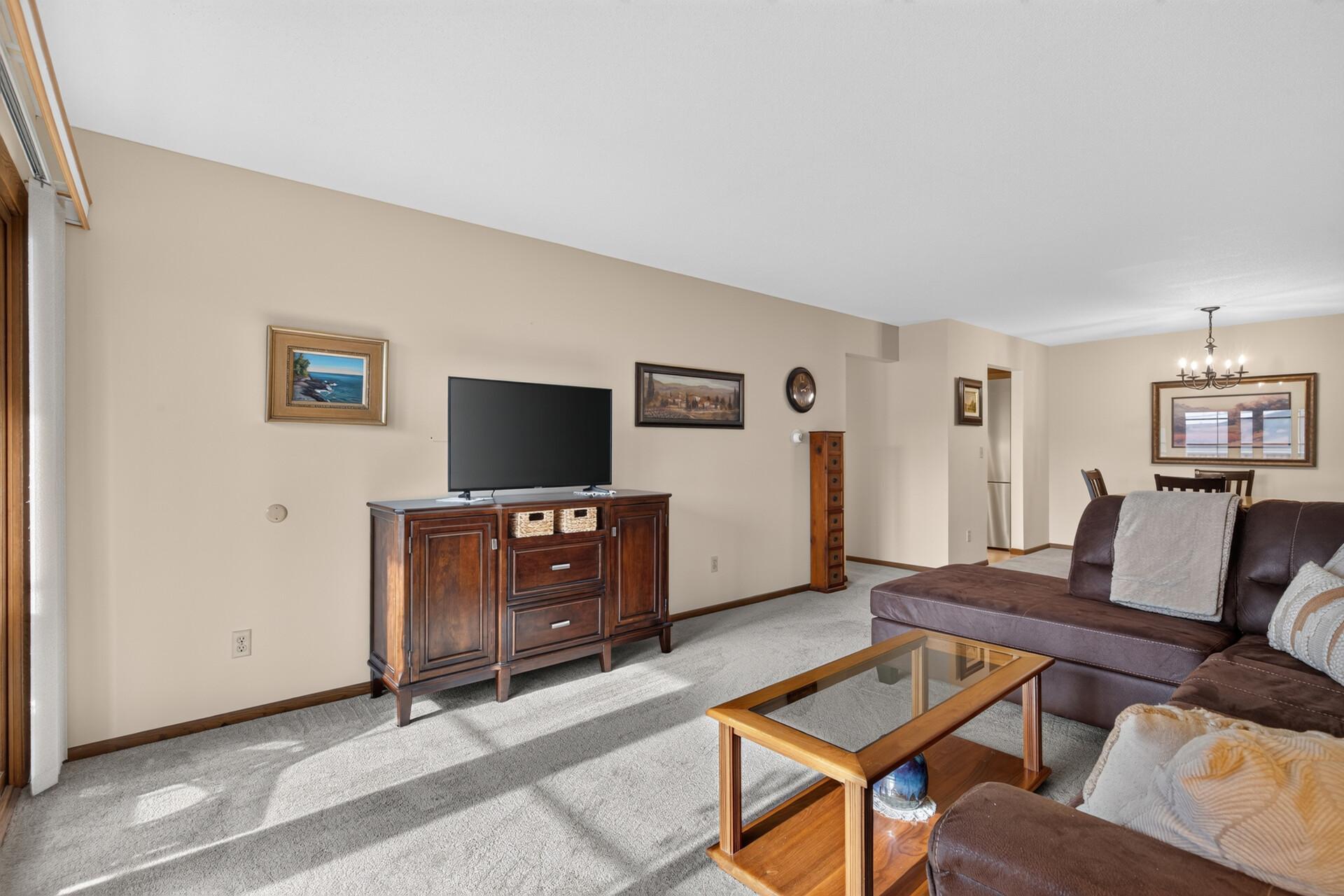 View of Residential at 2690 Oxford Street #219, Roseville MN 55113, Roseville (8 of 30) - Mike Wilen | Minnesota Team Real Estate