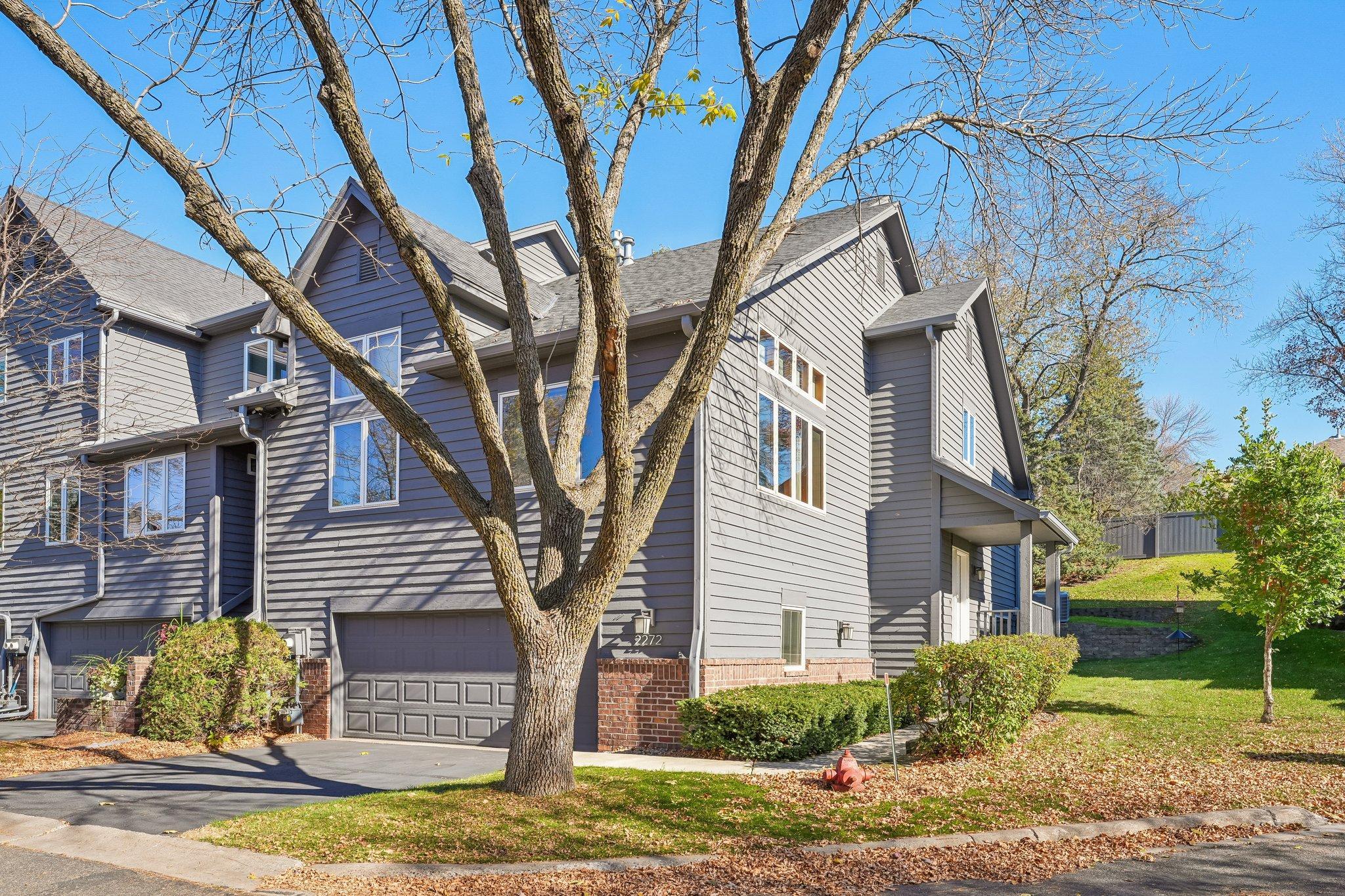 View of (TH) Side x Side at 2272 Sherwood Court, Minnetonka - Mike Wilen | Minnesota Team Real Estate