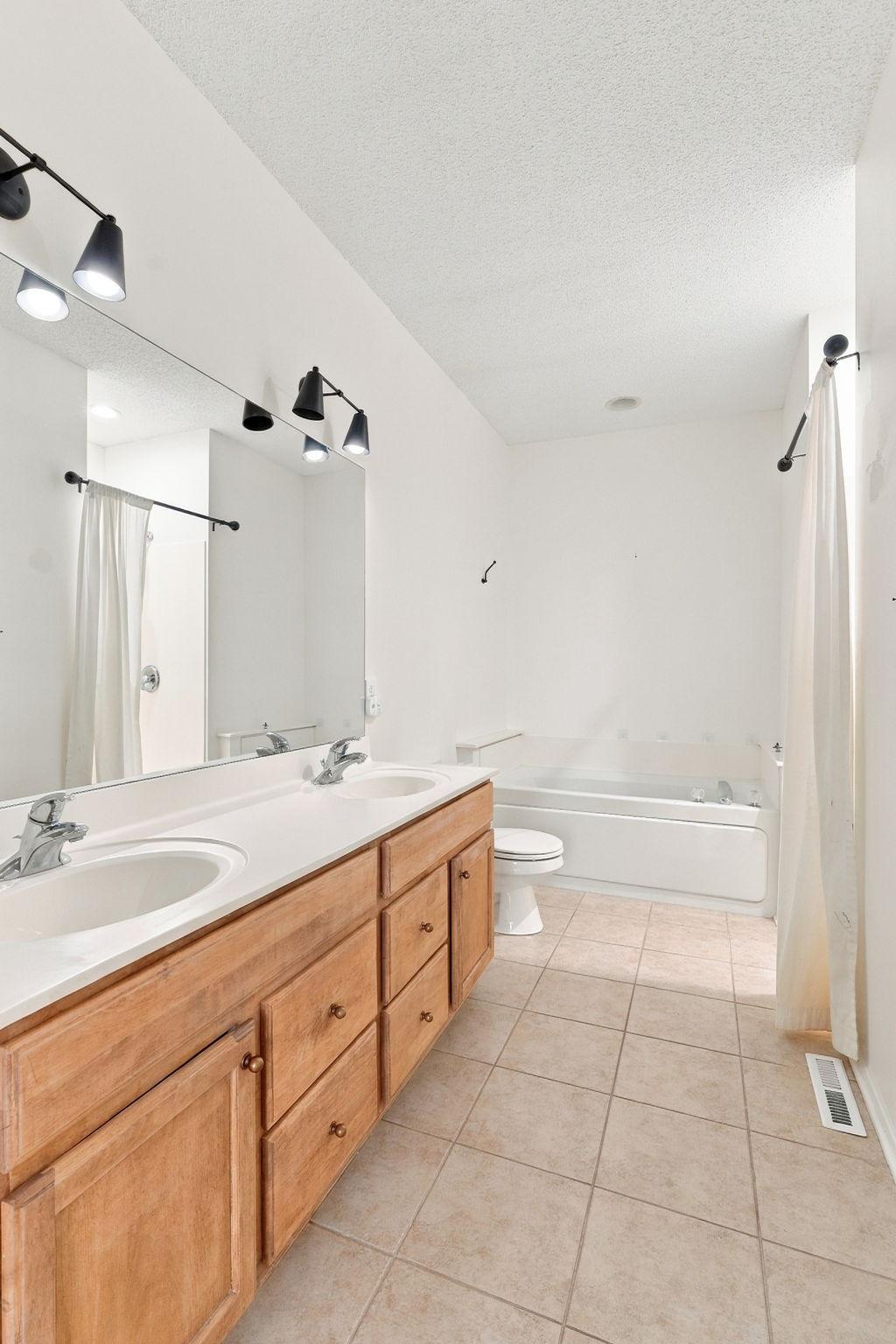 View of Residential at 1075 Victoria Greens Boulevard, Victoria MN 55386, Victoria (20 of 34) - Mike Wilen | Minnesota Team Real Estate