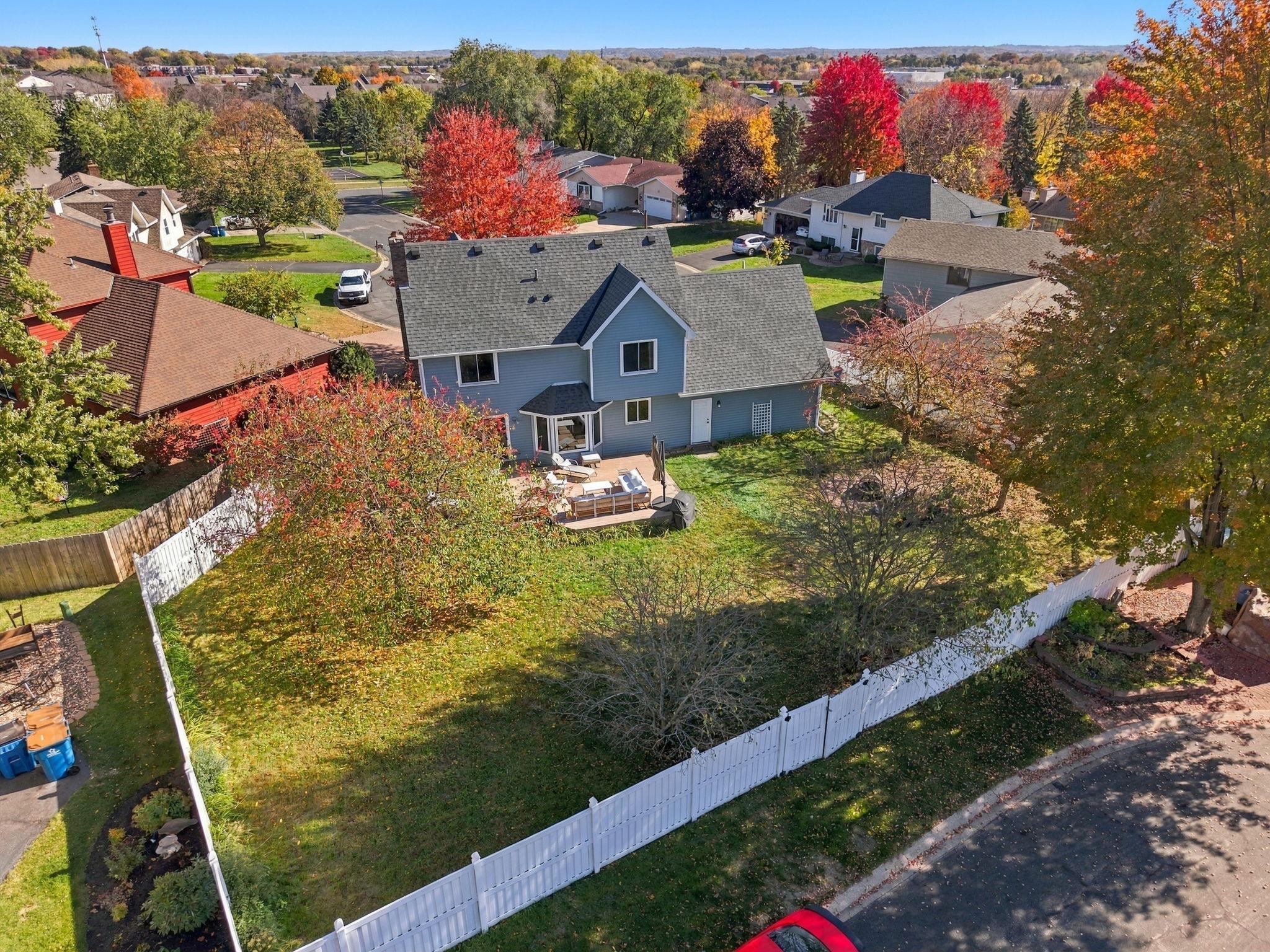 View of Residential at 10626 Daisy Circle, Bloomington MN 55438, Bloomington (37 of 43) - Mike Wilen | Minnesota Team Real Estate