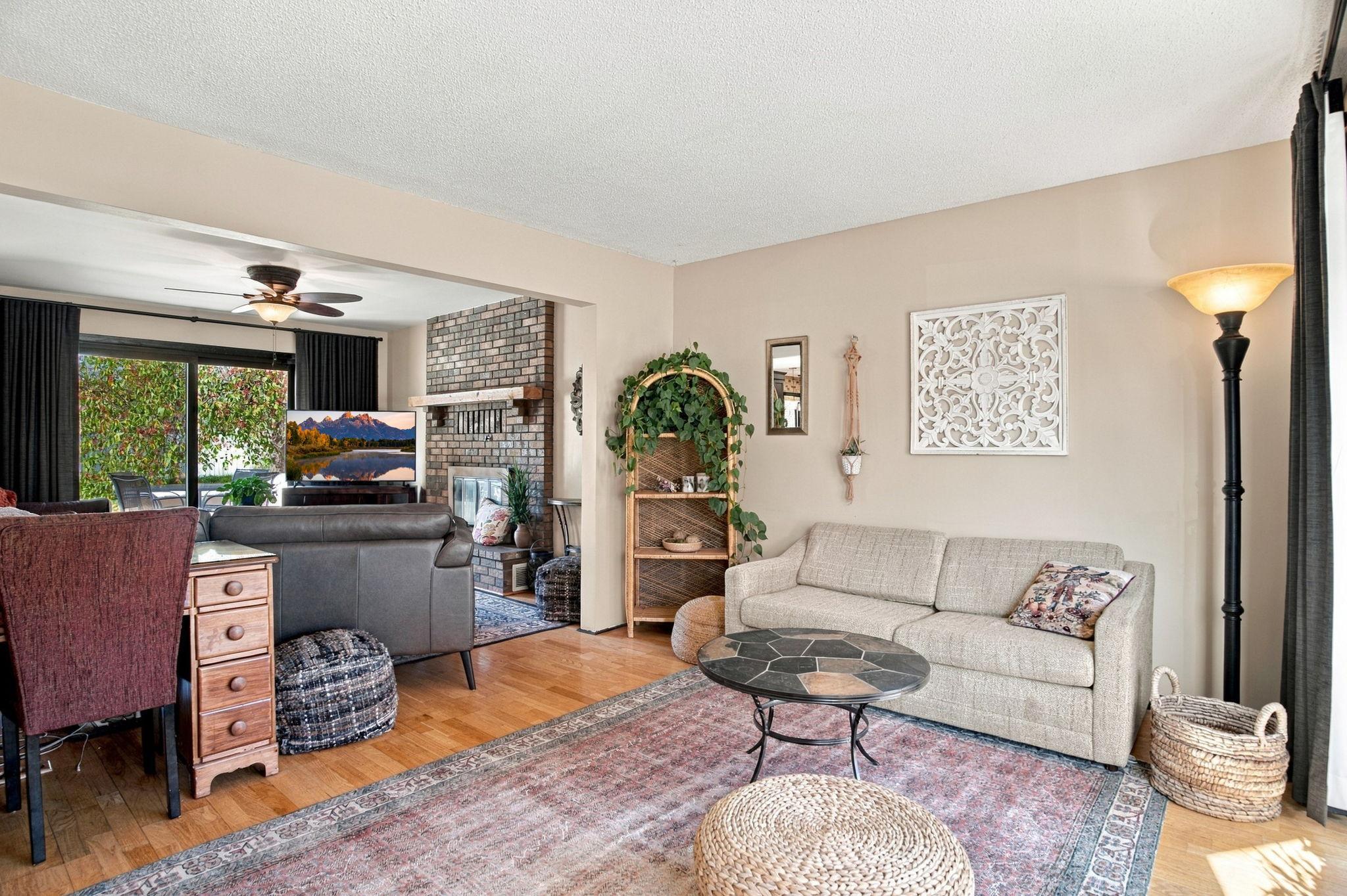 View of Residential at 10626 Daisy Circle, Bloomington MN 55438, Bloomington (17 of 43) - Mike Wilen | Minnesota Team Real Estate