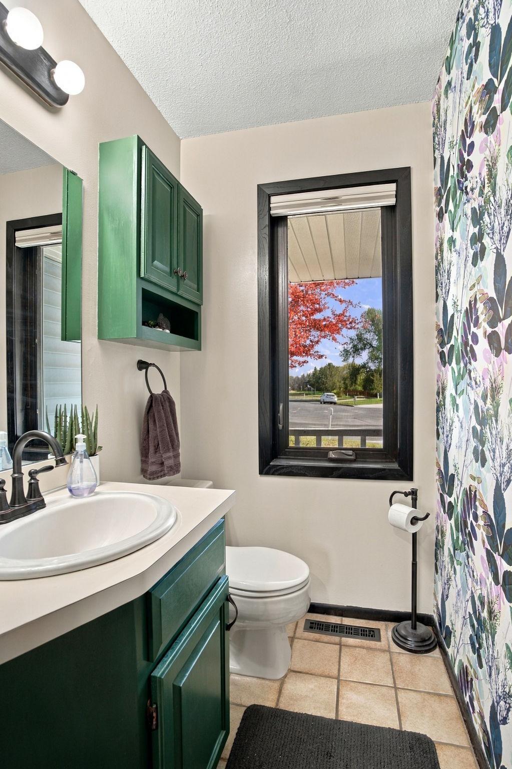 View of Residential at 10626 Daisy Circle, Bloomington MN 55438, Bloomington (11 of 43) - Mike Wilen | Minnesota Team Real Estate