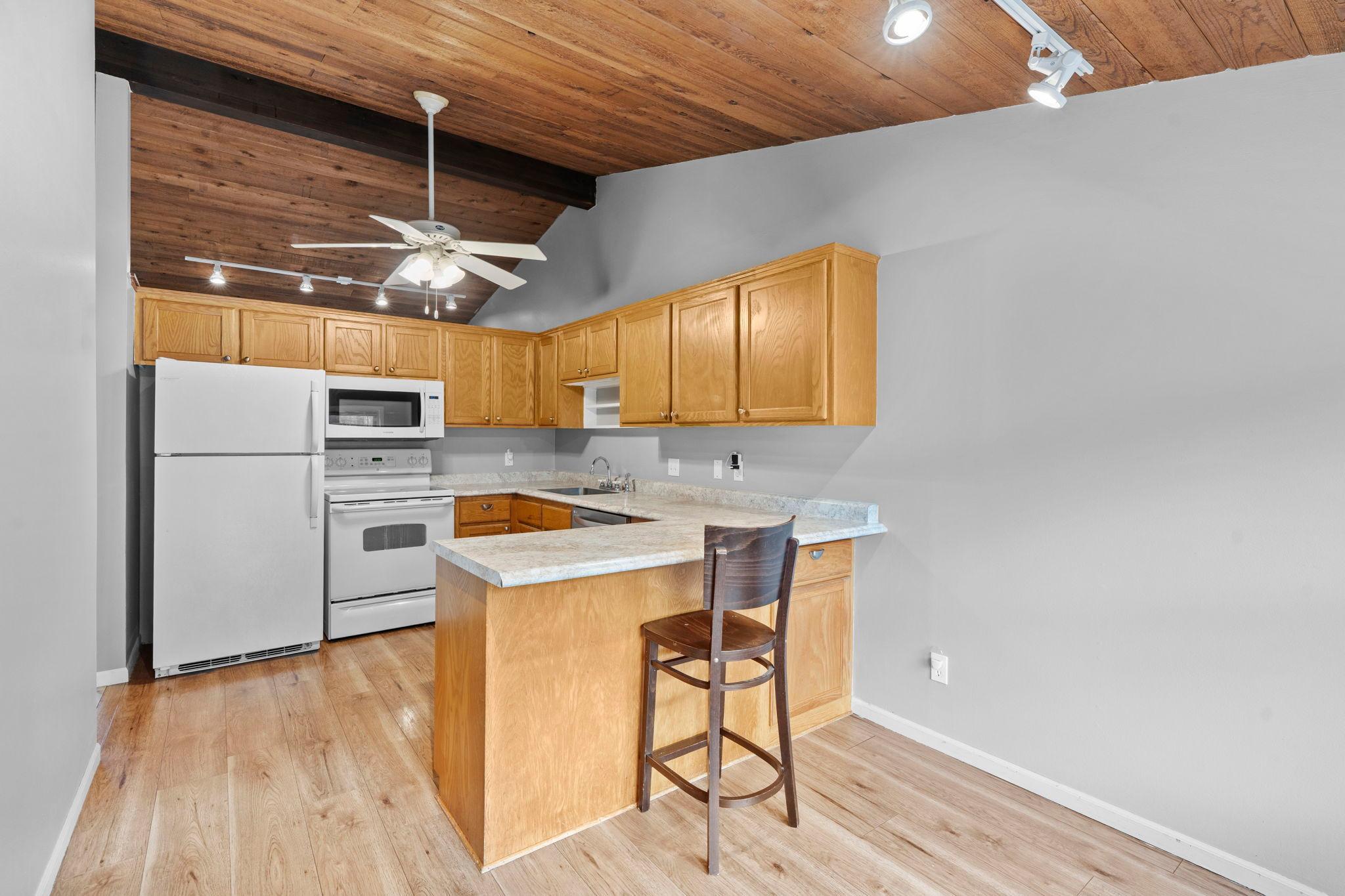 View of Residential at 6384 Aspenwood Plaza, Woodbury MN 55125, Woodbury (16 of 52) - Mike Wilen | Minnesota Team Real Estate