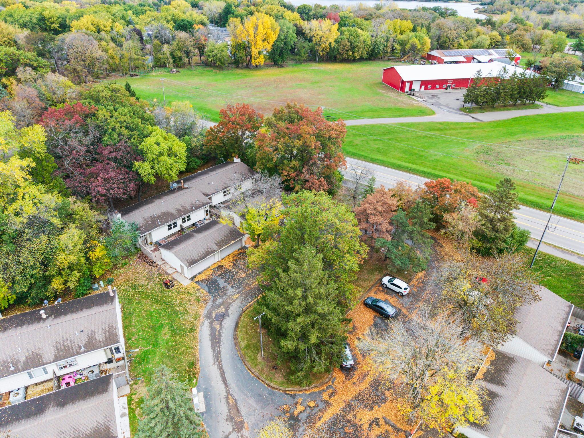 View of Residential at 6384 Aspenwood Plaza, Woodbury MN 55125, Woodbury (41 of 52) - Mike Wilen | Minnesota Team Real Estate