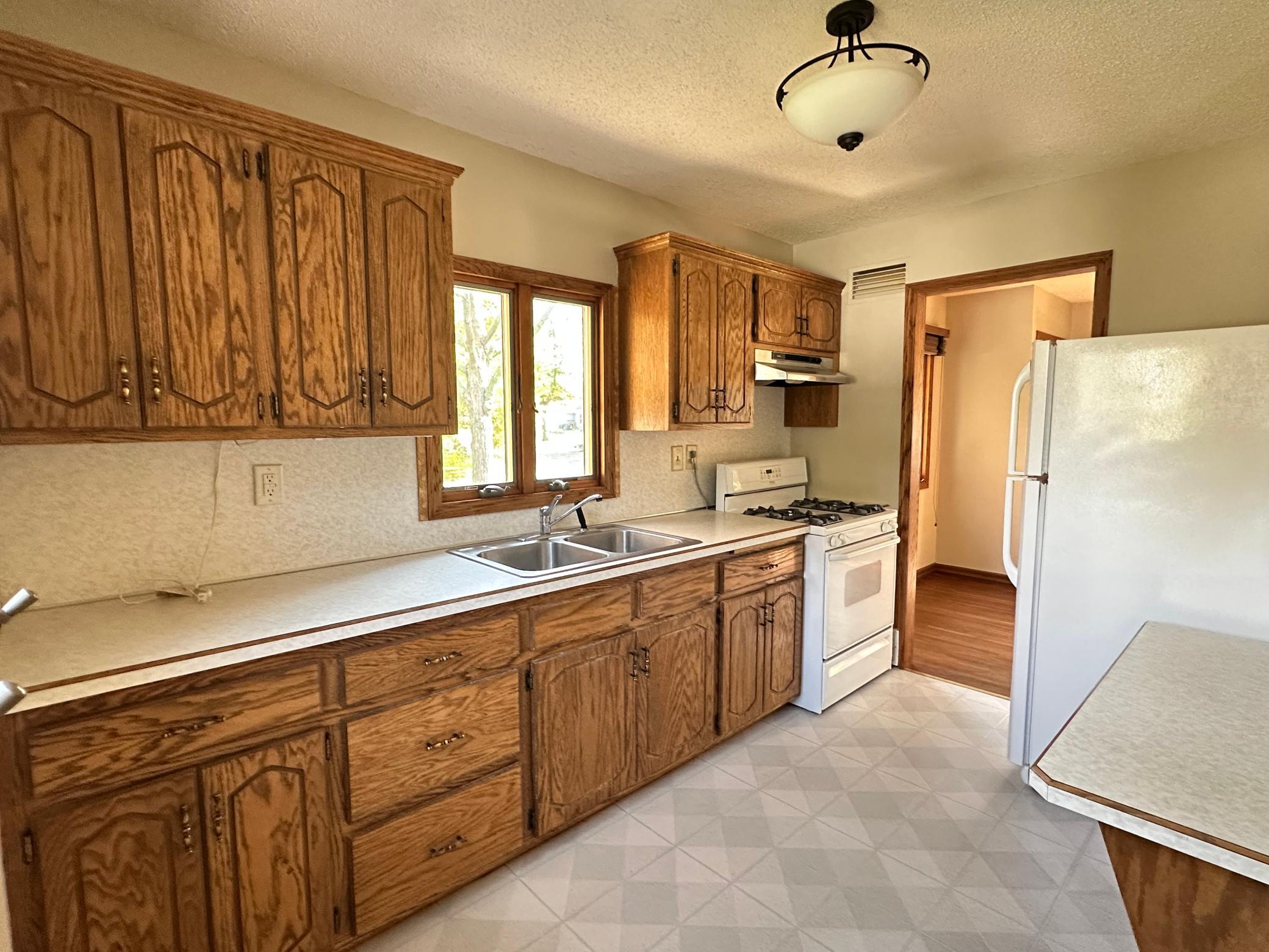 View of Residential at 635 8th Avenue, Shakopee MN 55379, Shakopee (14 of 33) - Mike Wilen | Minnesota Team Real Estate