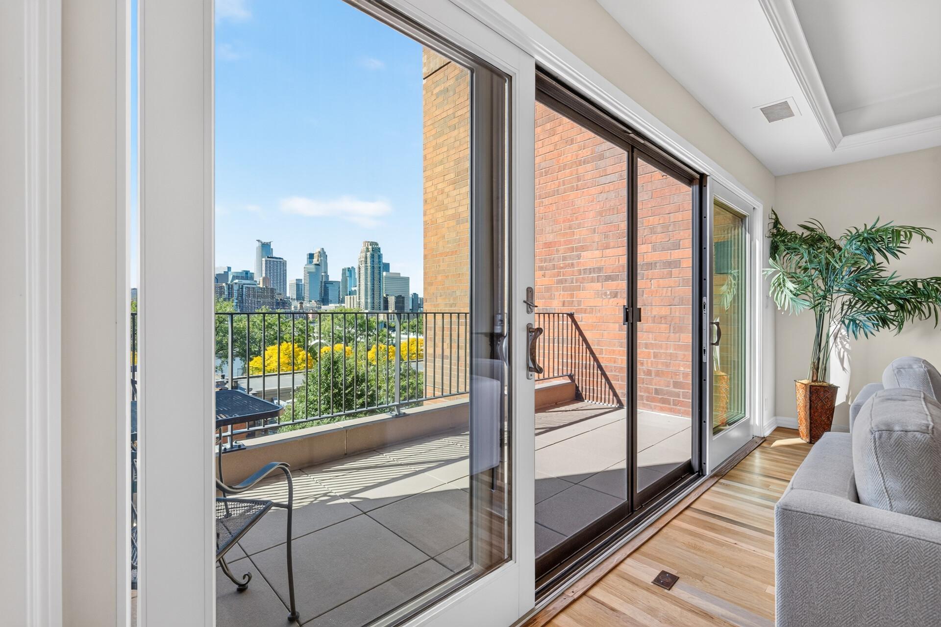 View of Residential at 100 2nd Street #406, Minneapolis MN 55414, Minneapolis (13 of 74) - Mike Wilen | Minnesota Team Real Estate