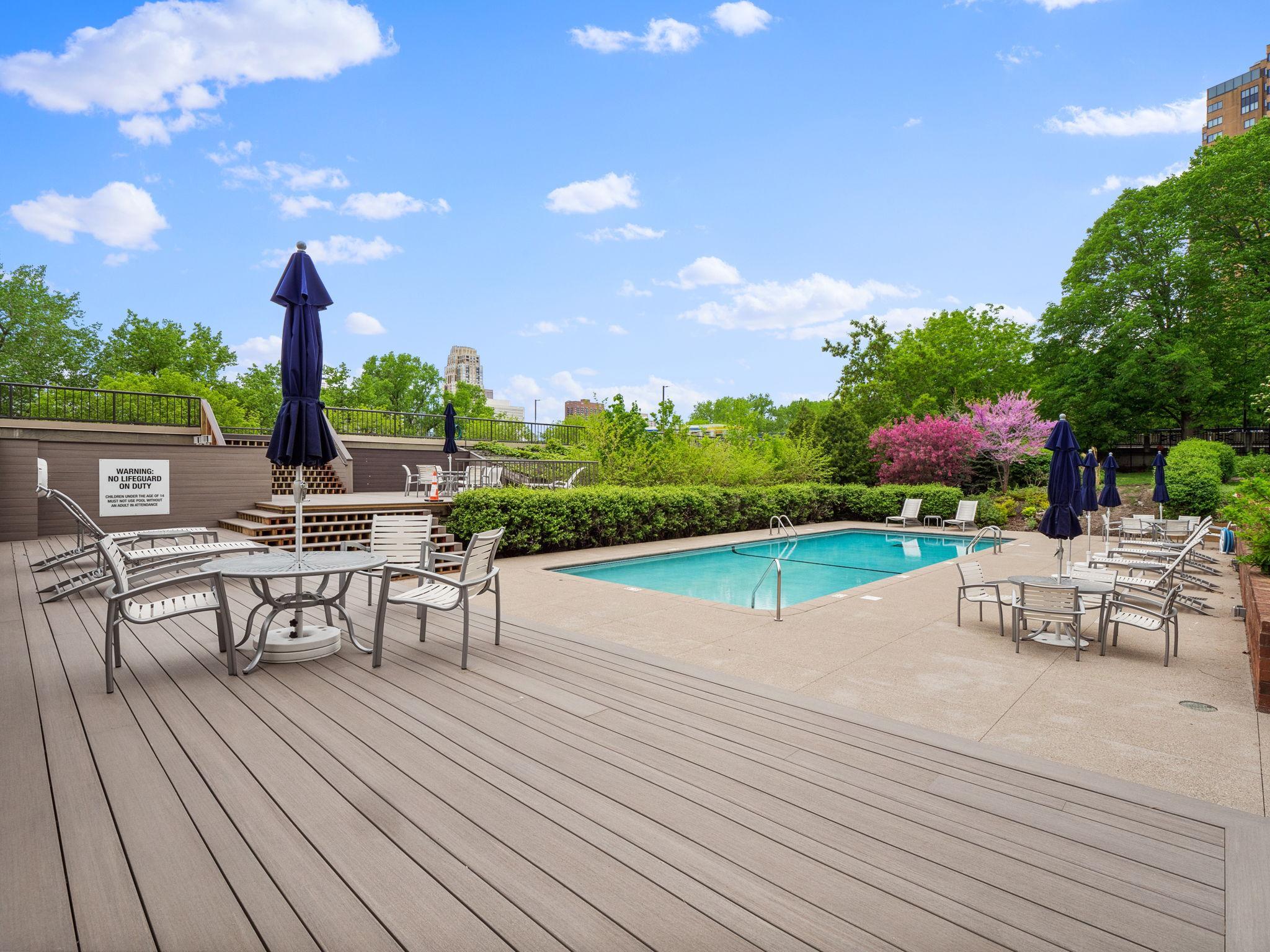 View of Residential at 100 2nd Street #406, Minneapolis MN 55414, Minneapolis (50 of 74) - Mike Wilen | Minnesota Team Real Estate
