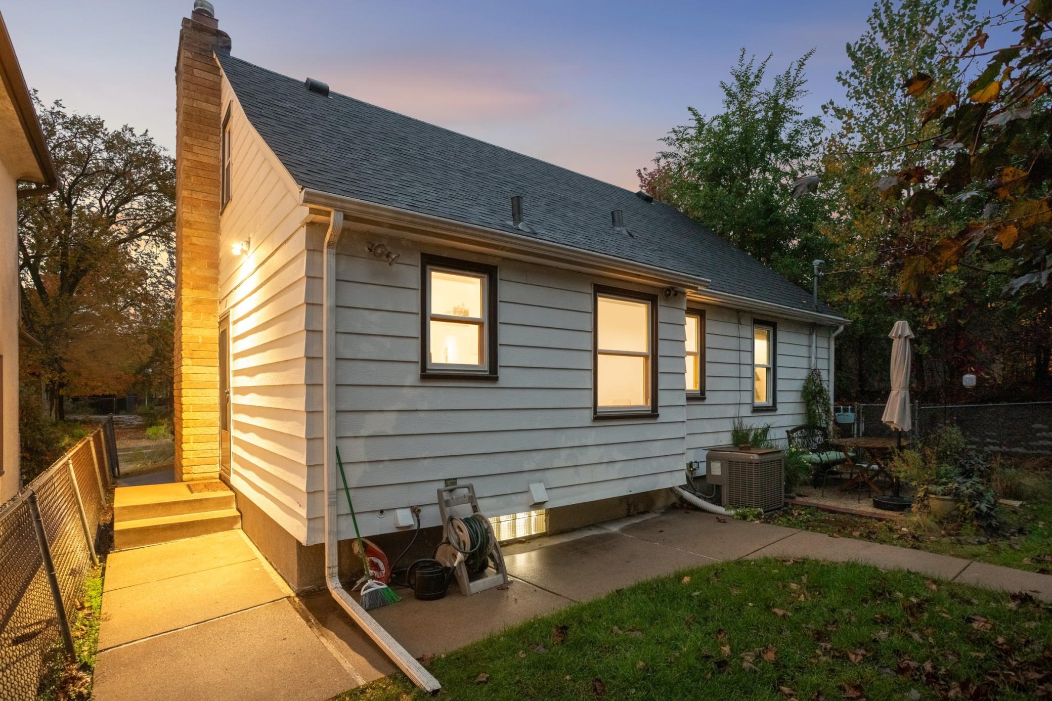 View of Residential at 1947 Johnson Street, Minneapolis MN 55418, Minneapolis (29 of 33) - Mike Wilen | Minnesota Team Real Estate
