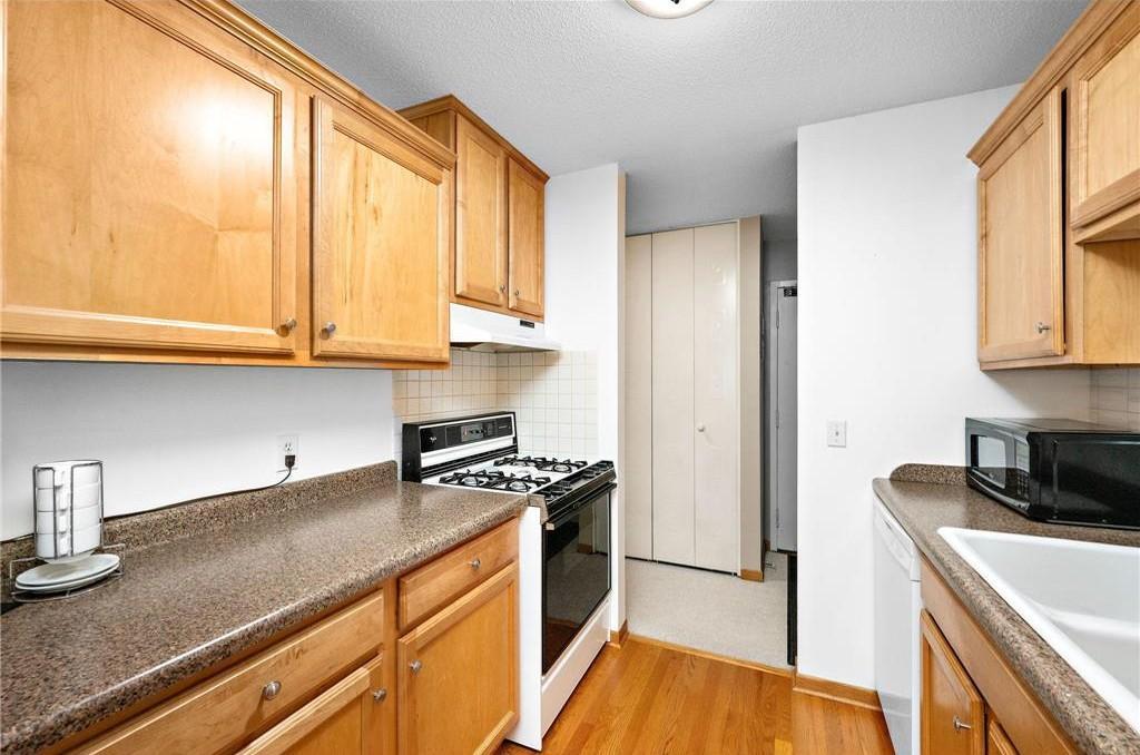 View of Residential at 4101 Parklawn Avenue #201, Edina MN 55435, Edina (8 of 23) - Mike Wilen | Minnesota Team Real Estate