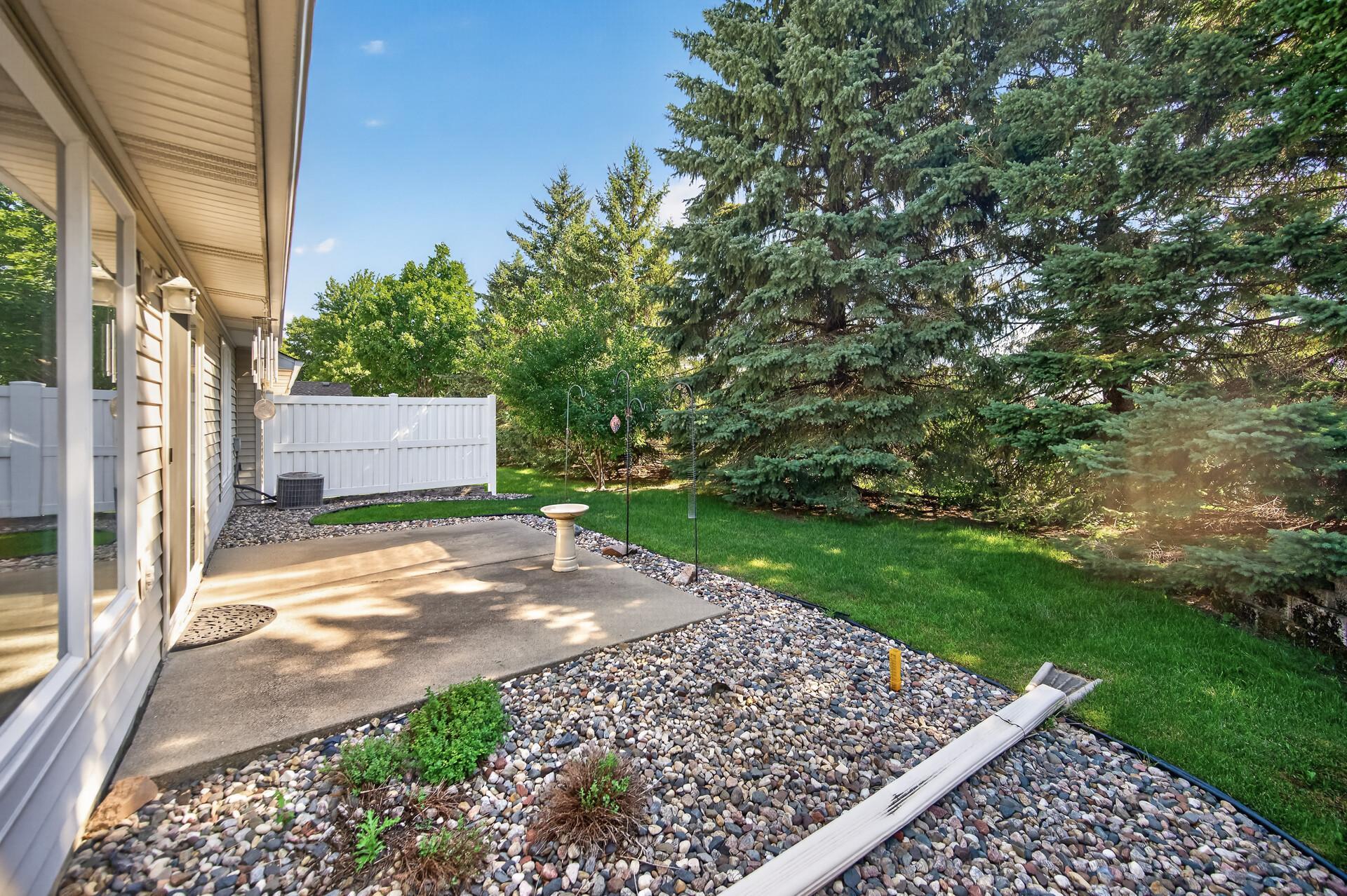 View of Residential at 14437 Edgewood Avenue, Savage MN 55378, Savage (26 of 30) - Mike Wilen | Minnesota Team Real Estate