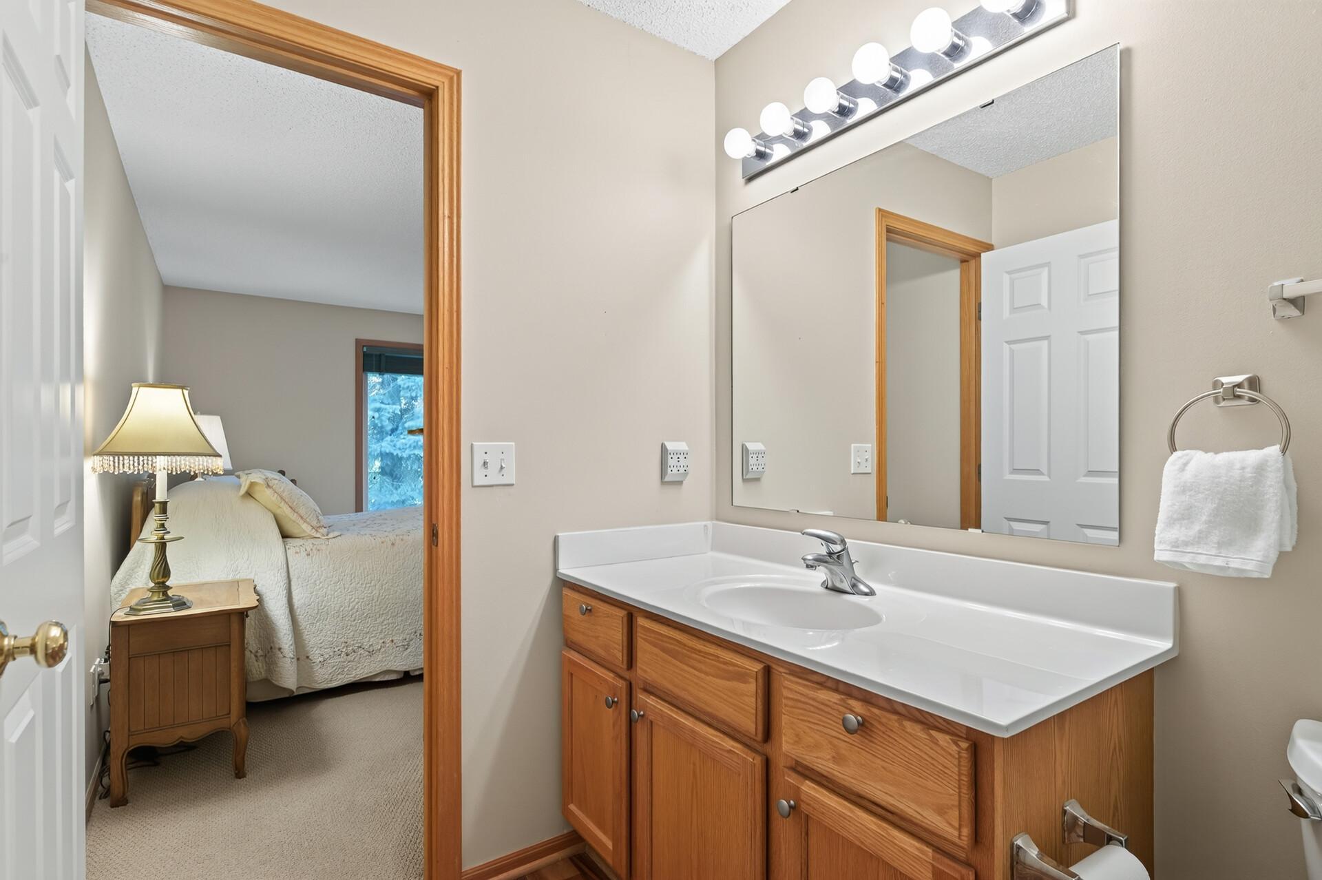 View of Residential at 14437 Edgewood Avenue, Savage MN 55378, Savage (19 of 30) - Mike Wilen | Minnesota Team Real Estate