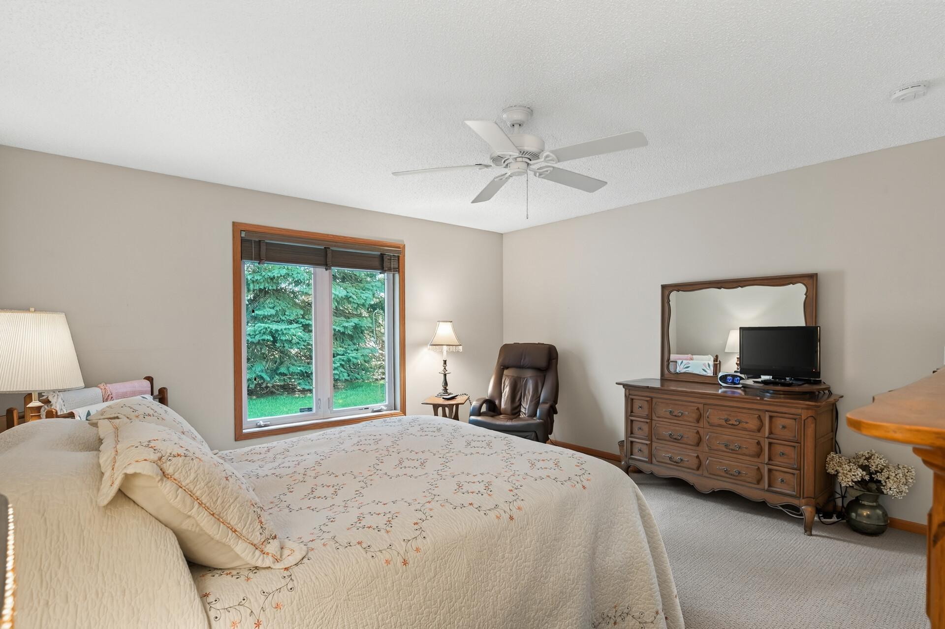 View of Residential at 14437 Edgewood Avenue, Savage MN 55378, Savage (18 of 30) - Mike Wilen | Minnesota Team Real Estate