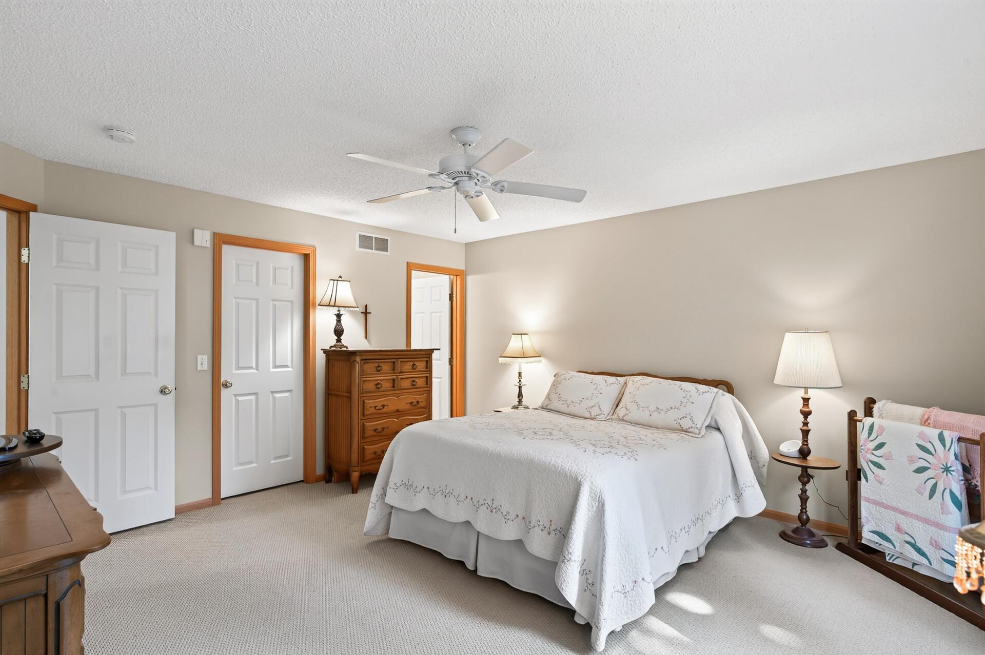 View of Residential at 14437 Edgewood Avenue, Savage MN 55378, Savage (16 of 30) - Mike Wilen | Minnesota Team Real Estate