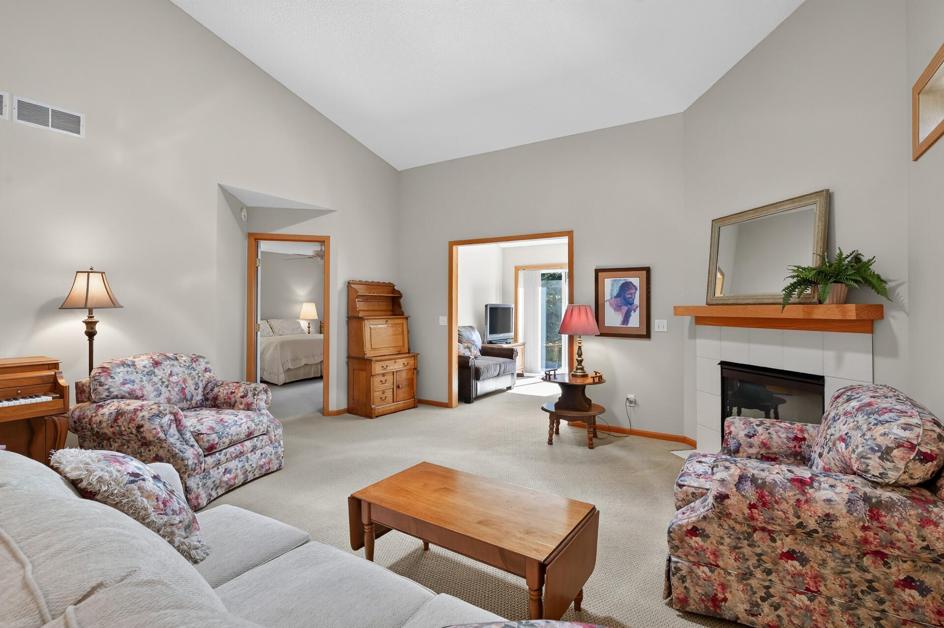 View of Residential at 14437 Edgewood Avenue, Savage MN 55378, Savage (11 of 30) - Mike Wilen | Minnesota Team Real Estate