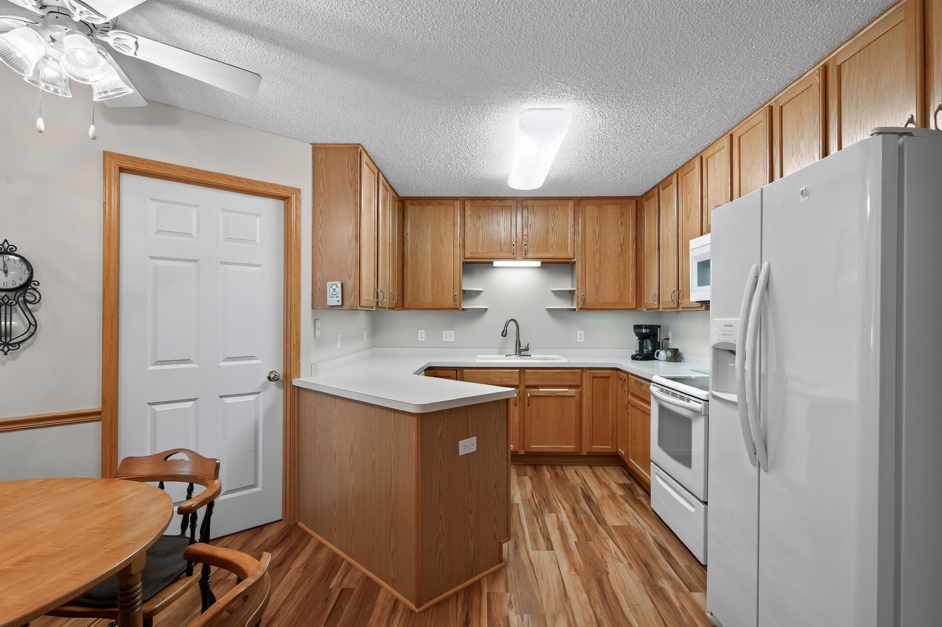 View of Residential at 14437 Edgewood Avenue, Savage MN 55378, Savage (5 of 30) - Mike Wilen | Minnesota Team Real Estate