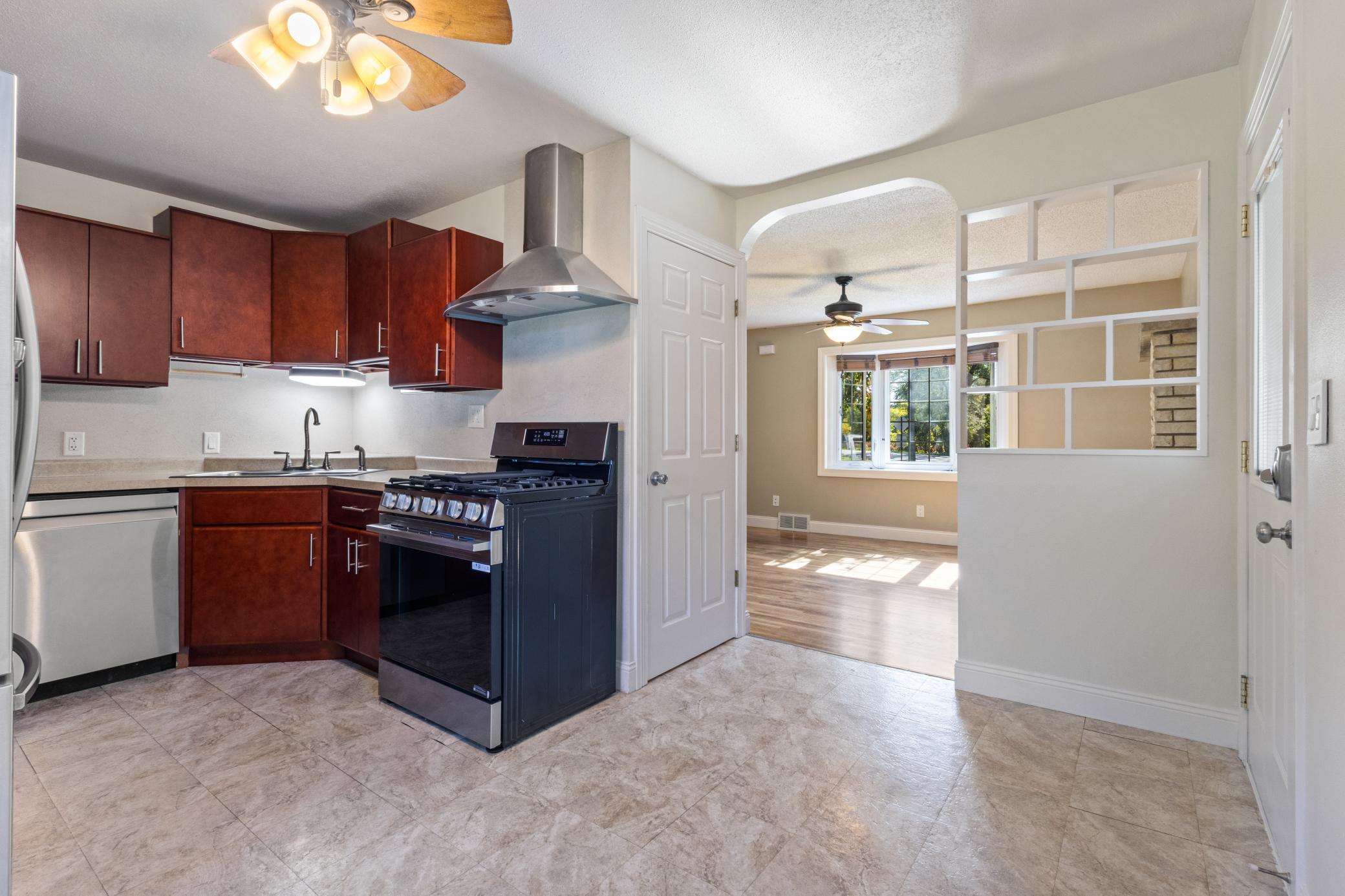 View of Residential at 5340 Byron Avenue, Crystal MN 55429, Crystal (12 of 47) - Mike Wilen | Minnesota Team Real Estate