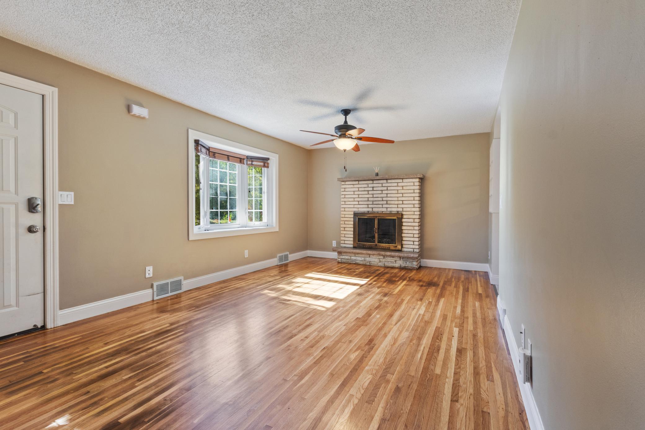 View of Residential at 5340 Byron Avenue, Crystal MN 55429, Crystal (7 of 47) - Mike Wilen | Minnesota Team Real Estate