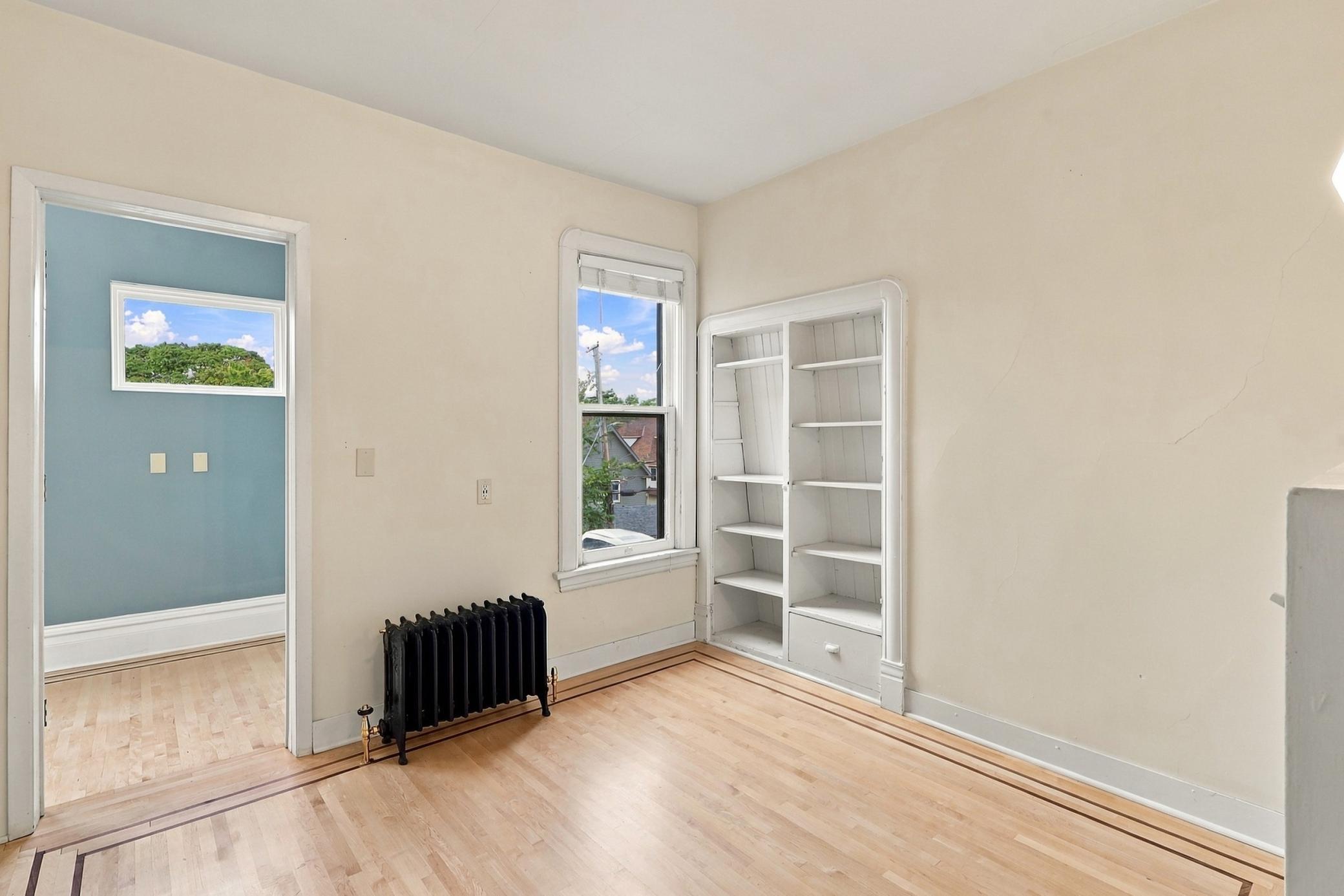 View of Residential at 2220 Pleasant Avenue, Minneapolis MN 55404, Minneapolis (21 of 42) - Mike Wilen | Minnesota Team Real Estate