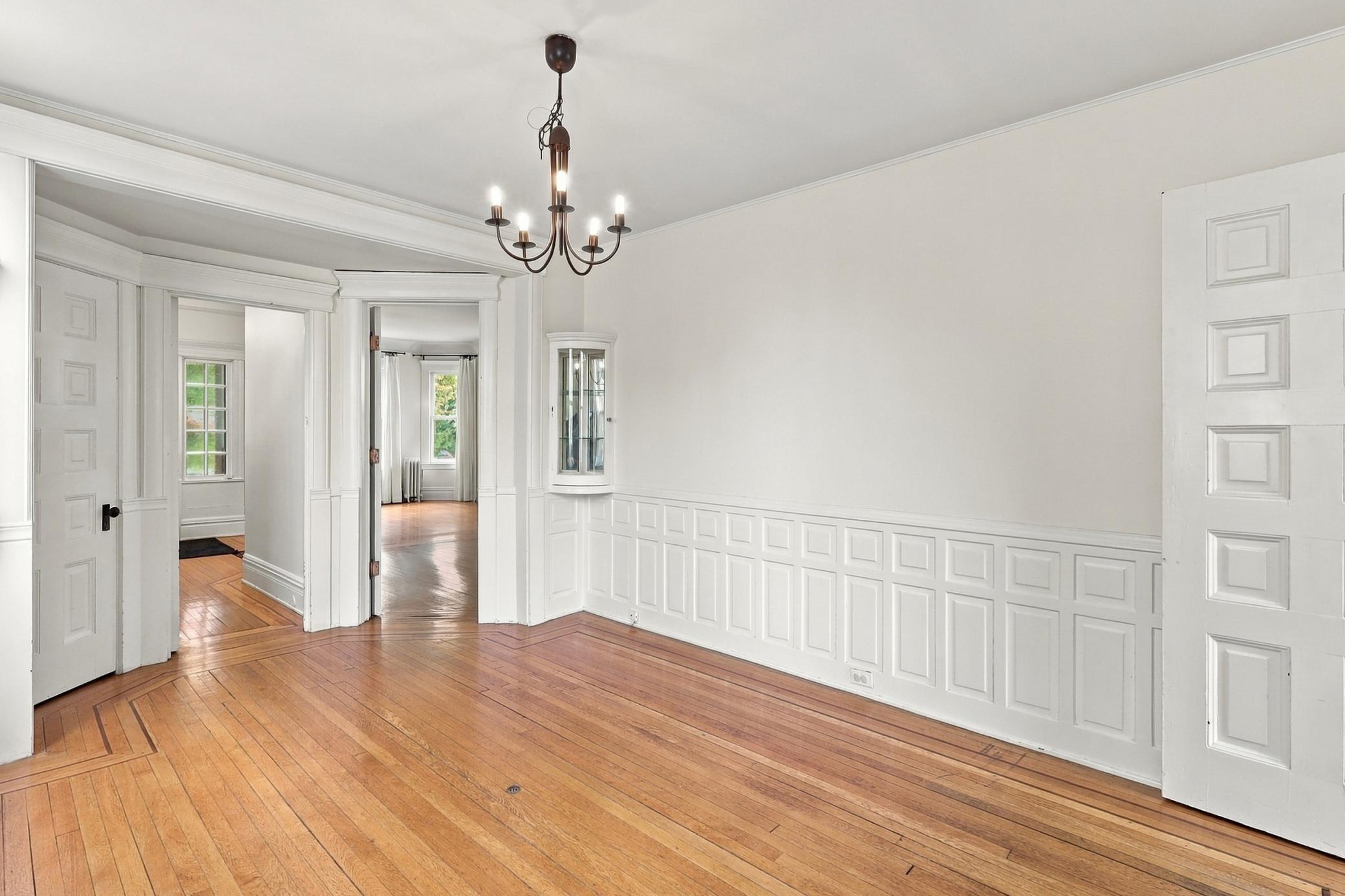 View of Residential at 2220 Pleasant Avenue, Minneapolis MN 55404, Minneapolis (11 of 42) - Mike Wilen | Minnesota Team Real Estate