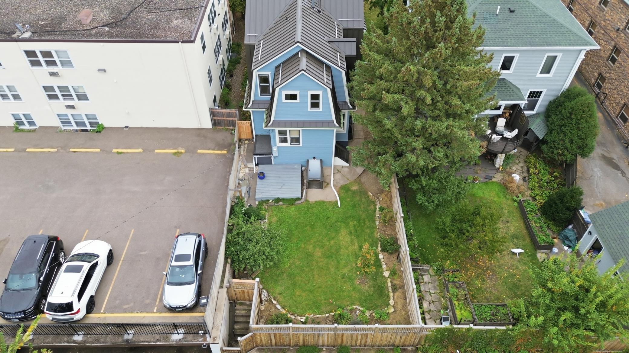 View of Residential at 2220 Pleasant Avenue, Minneapolis MN 55404, Minneapolis (40 of 42) - Mike Wilen | Minnesota Team Real Estate
