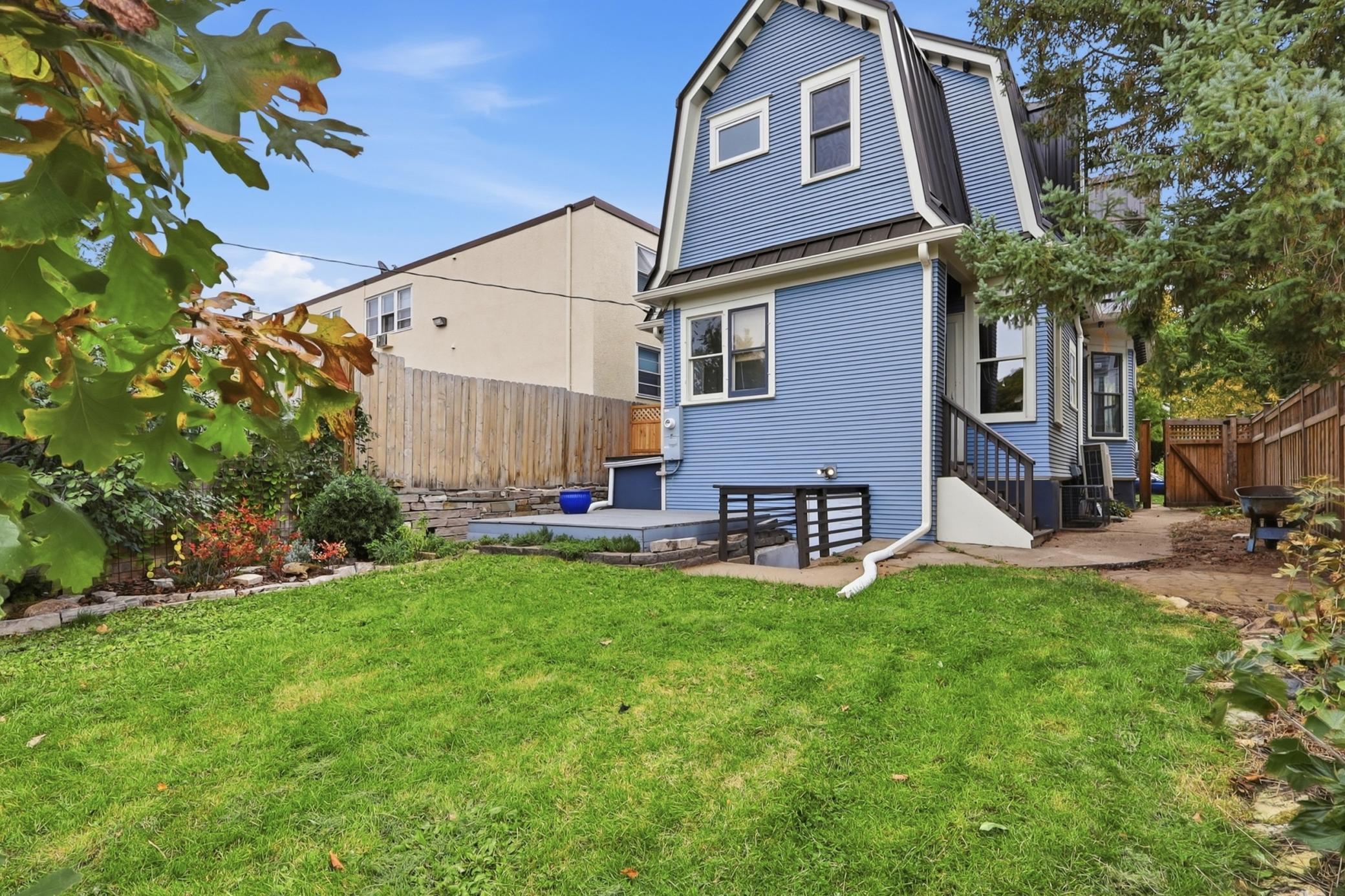 View of Residential at 2220 Pleasant Avenue, Minneapolis MN 55404, Minneapolis (34 of 42) - Mike Wilen | Minnesota Team Real Estate