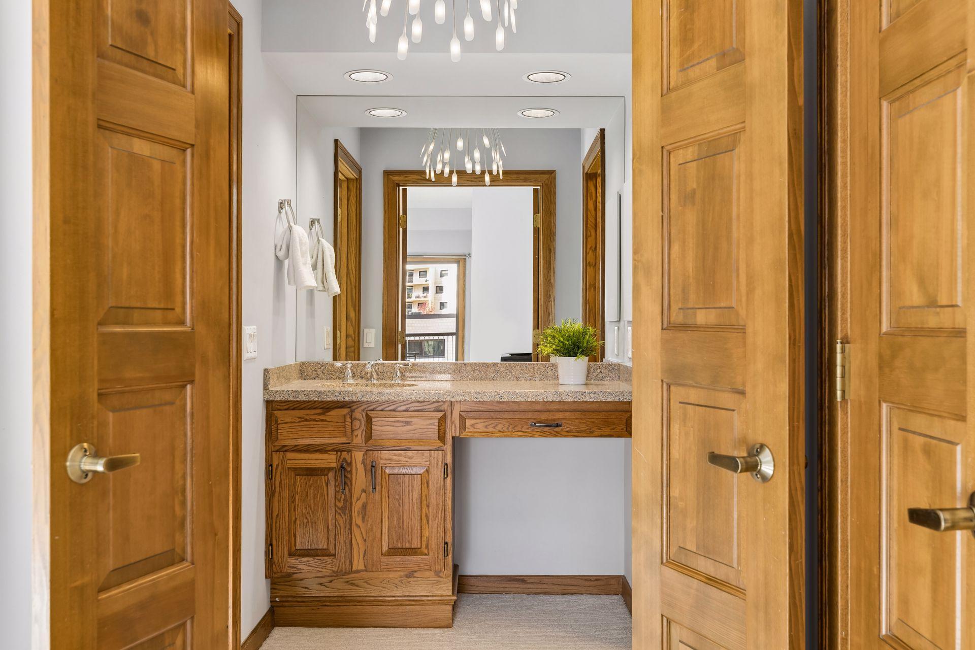 View of Residential at 1201 Yale Place #408, Minneapolis MN 55403, Minneapolis (25 of 104) - Mike Wilen | Minnesota Team Real Estate