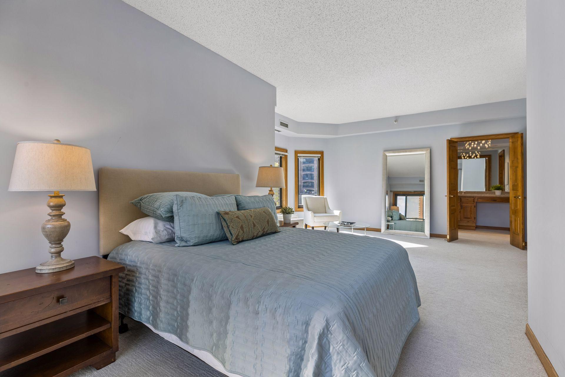 View of Residential at 1201 Yale Place #408, Minneapolis MN 55403, Minneapolis (20 of 104) - Mike Wilen | Minnesota Team Real Estate