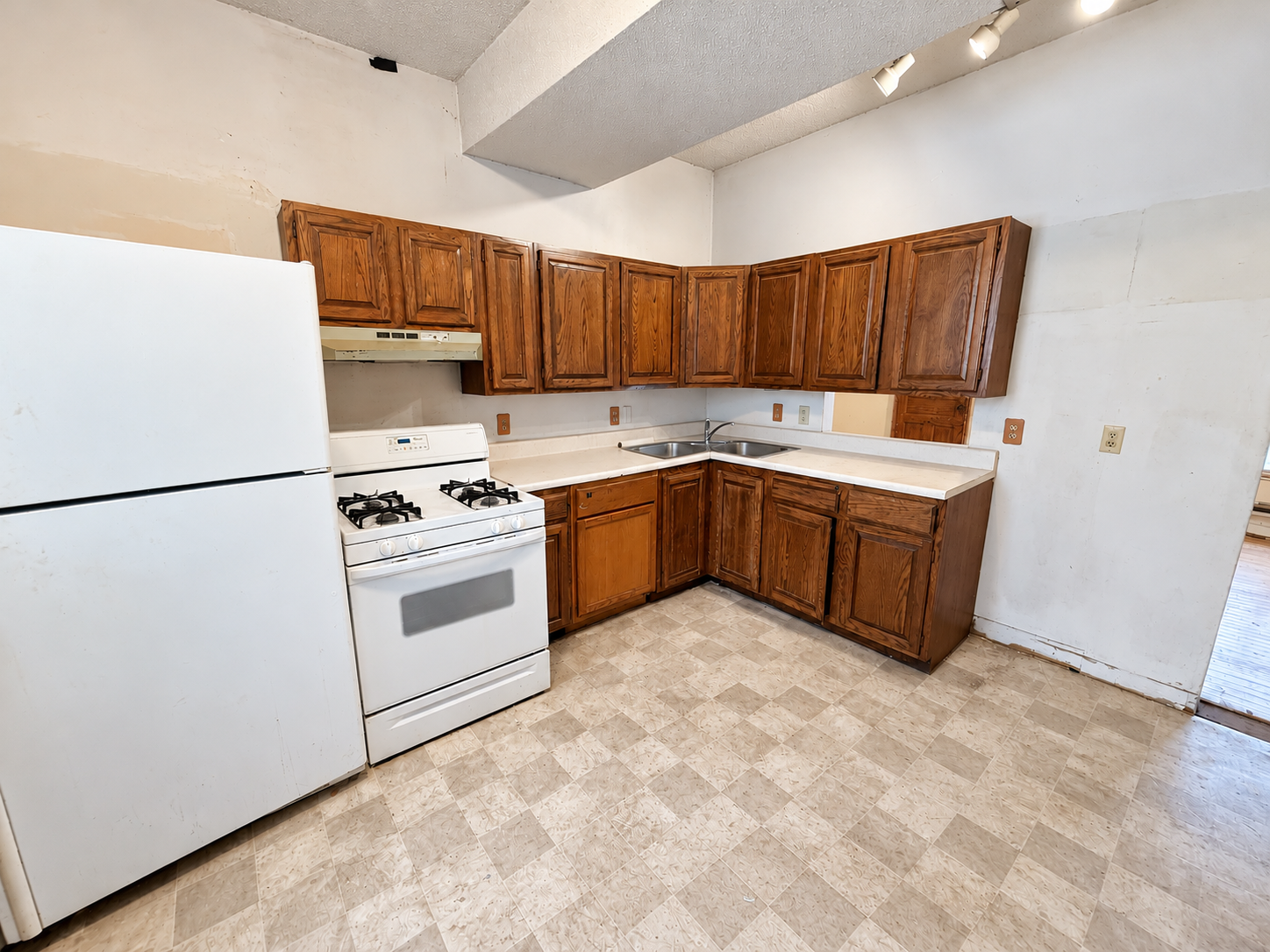 View of Residential Income at 2620 Stevens Avenue, Minneapolis MN 55408, Minneapolis (21 of 33) - Mike Wilen | Minnesota Team Real Estate