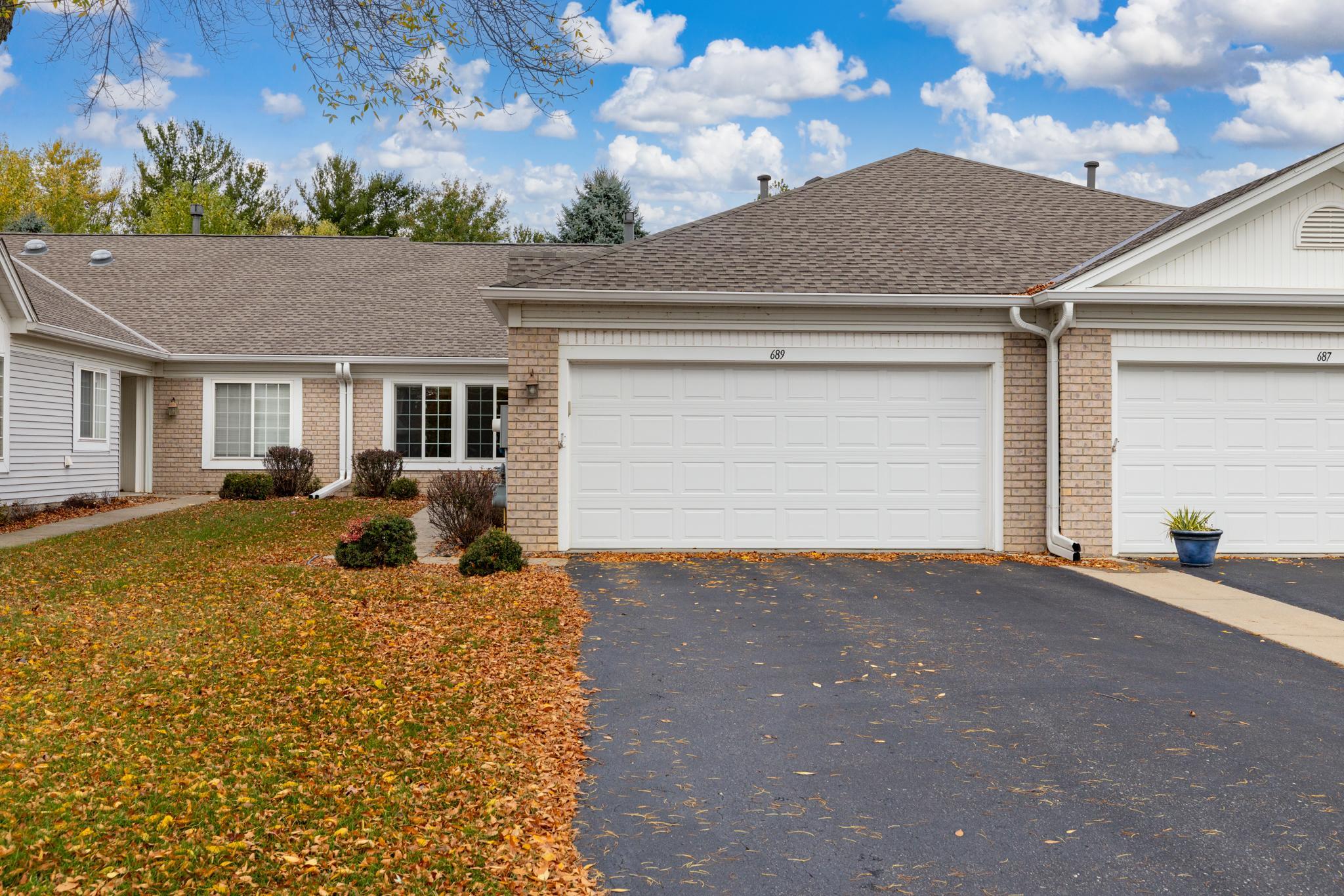 View of (TH) Side x Side at 689 Lake View Echo, Woodbury - Mike Wilen | Minnesota Team Real Estate