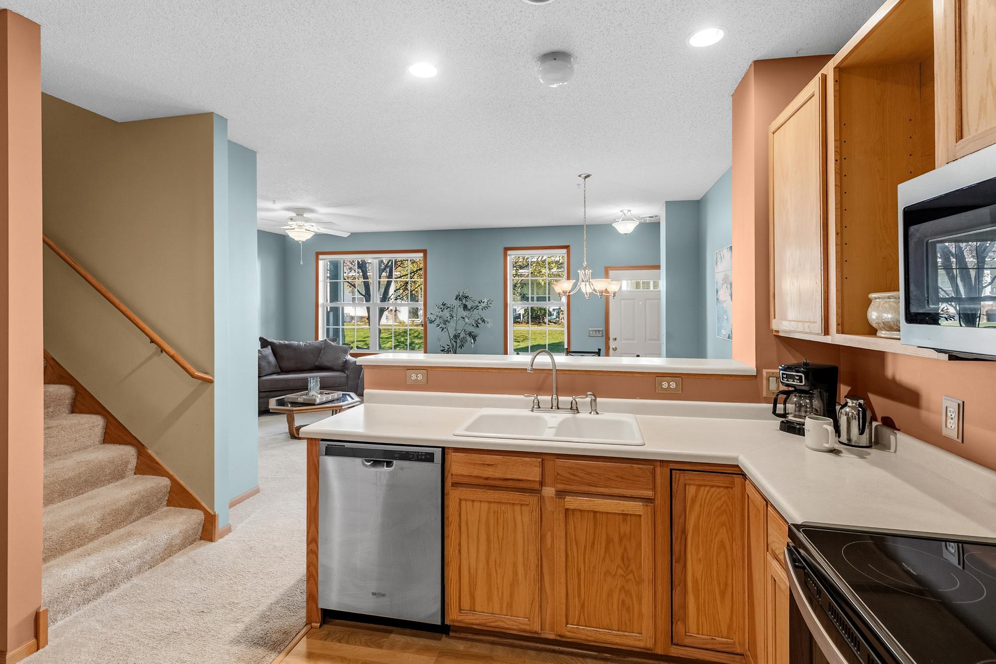 View of Residential at 6826 Merrimac Lane, Maple Grove MN 55311, Maple Grove (10 of 26) - Mike Wilen | Minnesota Team Real Estate