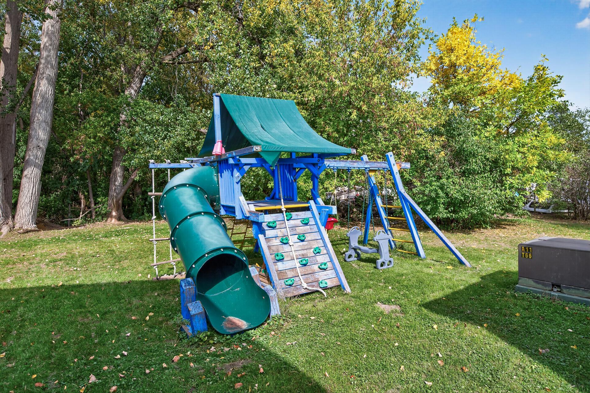 View of Residential at 1420 Champion Drive, New Brighton MN 55112, New Brighton (25 of 28) - Mike Wilen | Minnesota Team Real Estate